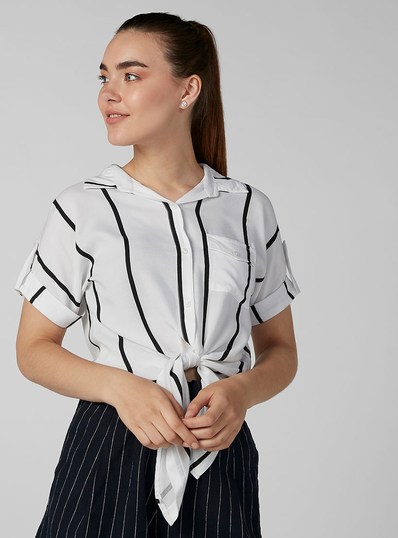 قميص مقلّم برباط وجيب على الصدر من لي كوبر-women-clothing-shirtsandblouses-shirts-image-3