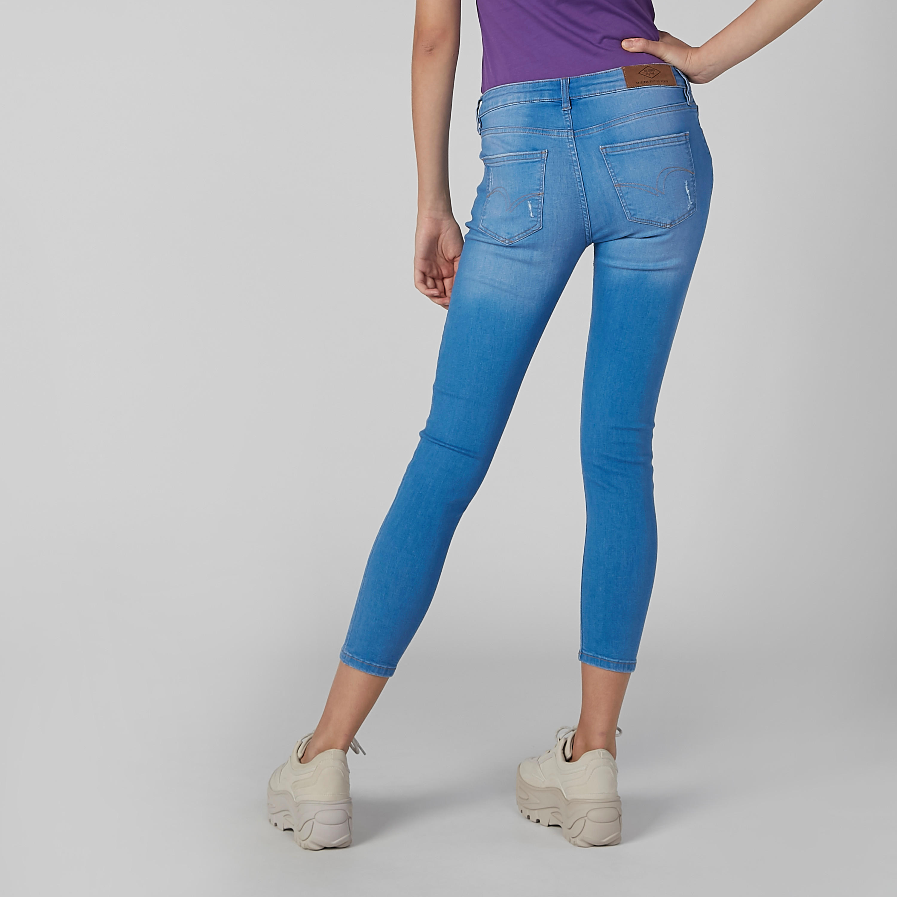 بنطال جينز ممزّق بجيوب من لي كوبر-women-clothing-bottoms-jeans-image-6