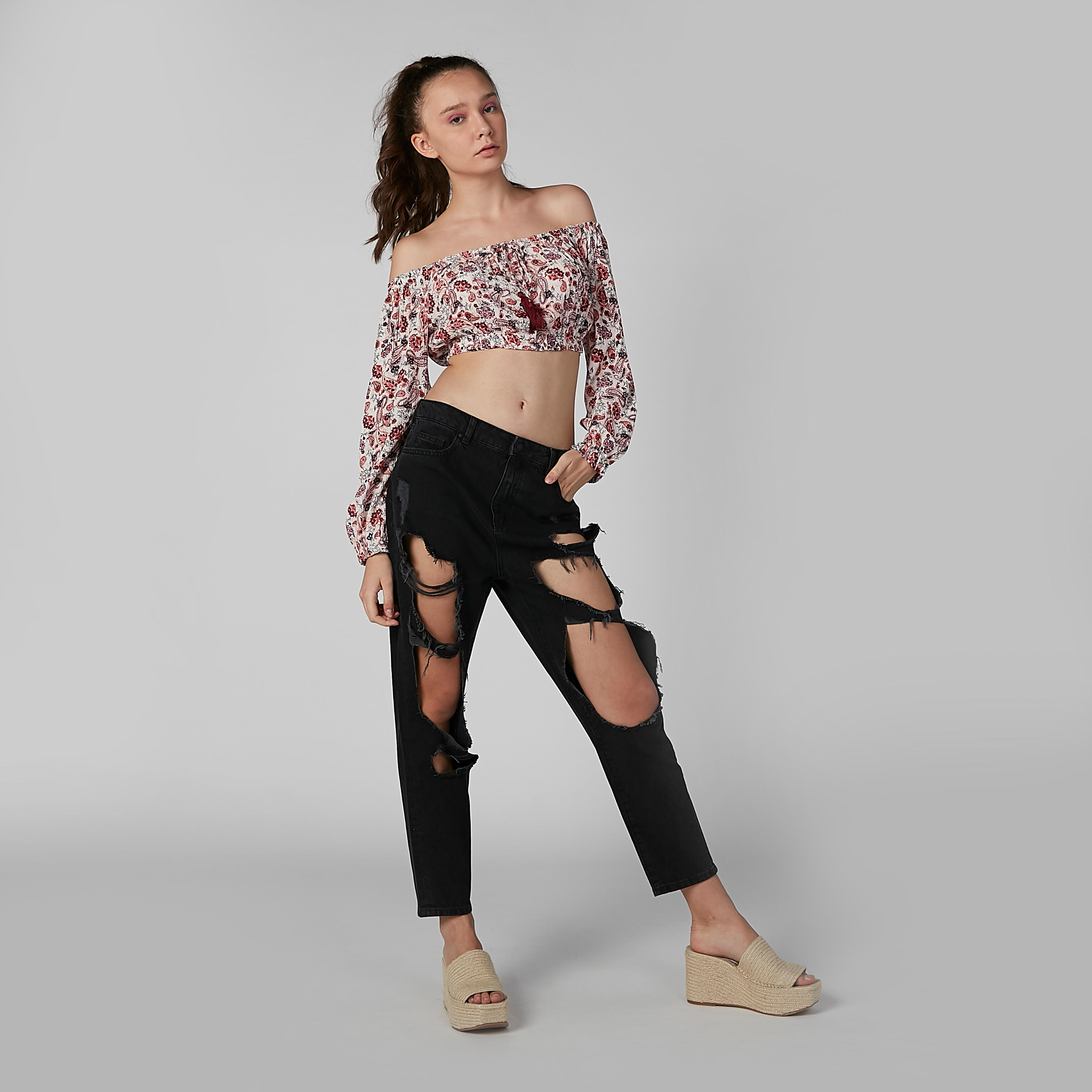 بنطال جينز ممزّق بجيوب وحلقات للحزام من لي كوبر-women-clothing-bottoms-jeans-image-1