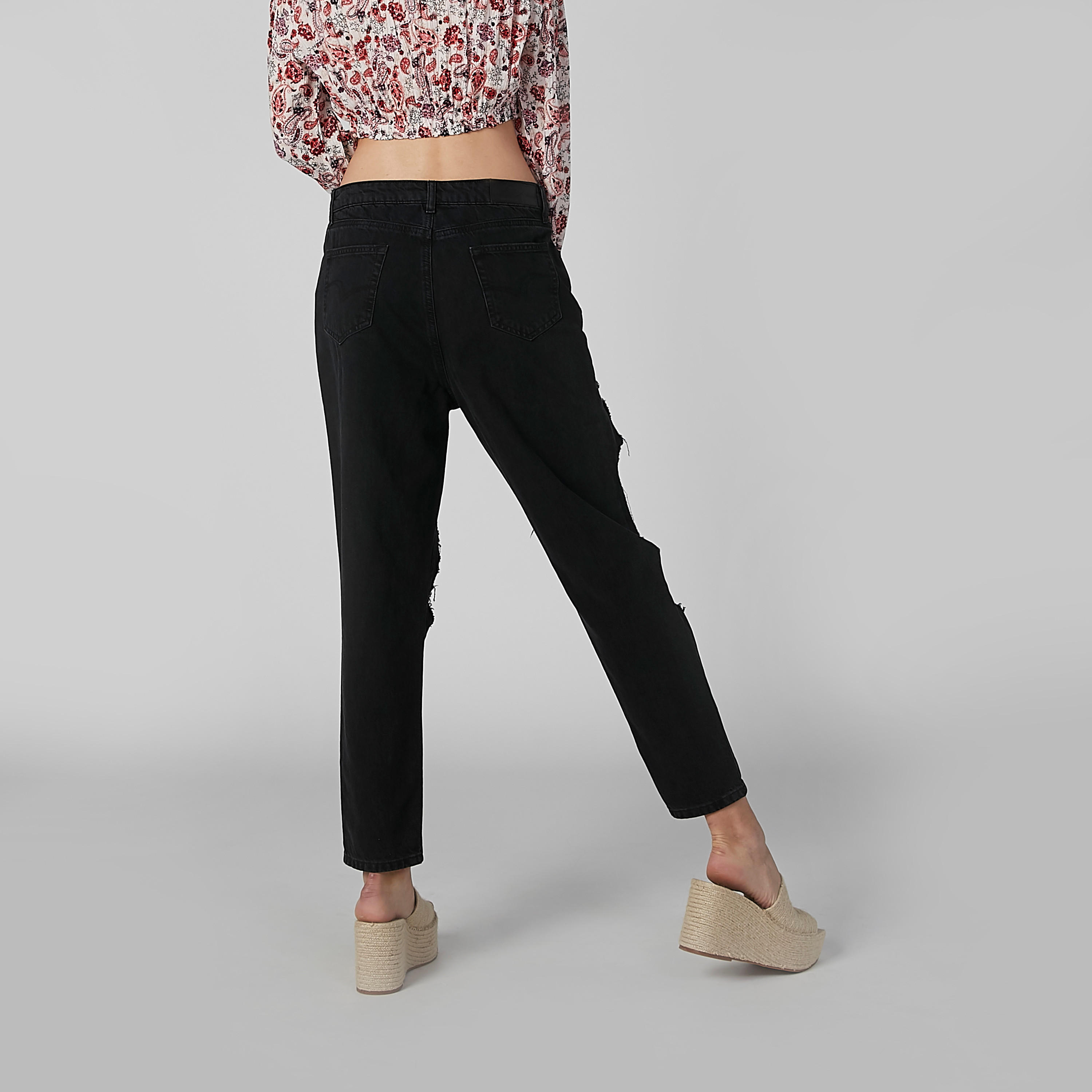 بنطال جينز ممزّق بجيوب وحلقات للحزام من لي كوبر-women-clothing-bottoms-jeans-image-4
