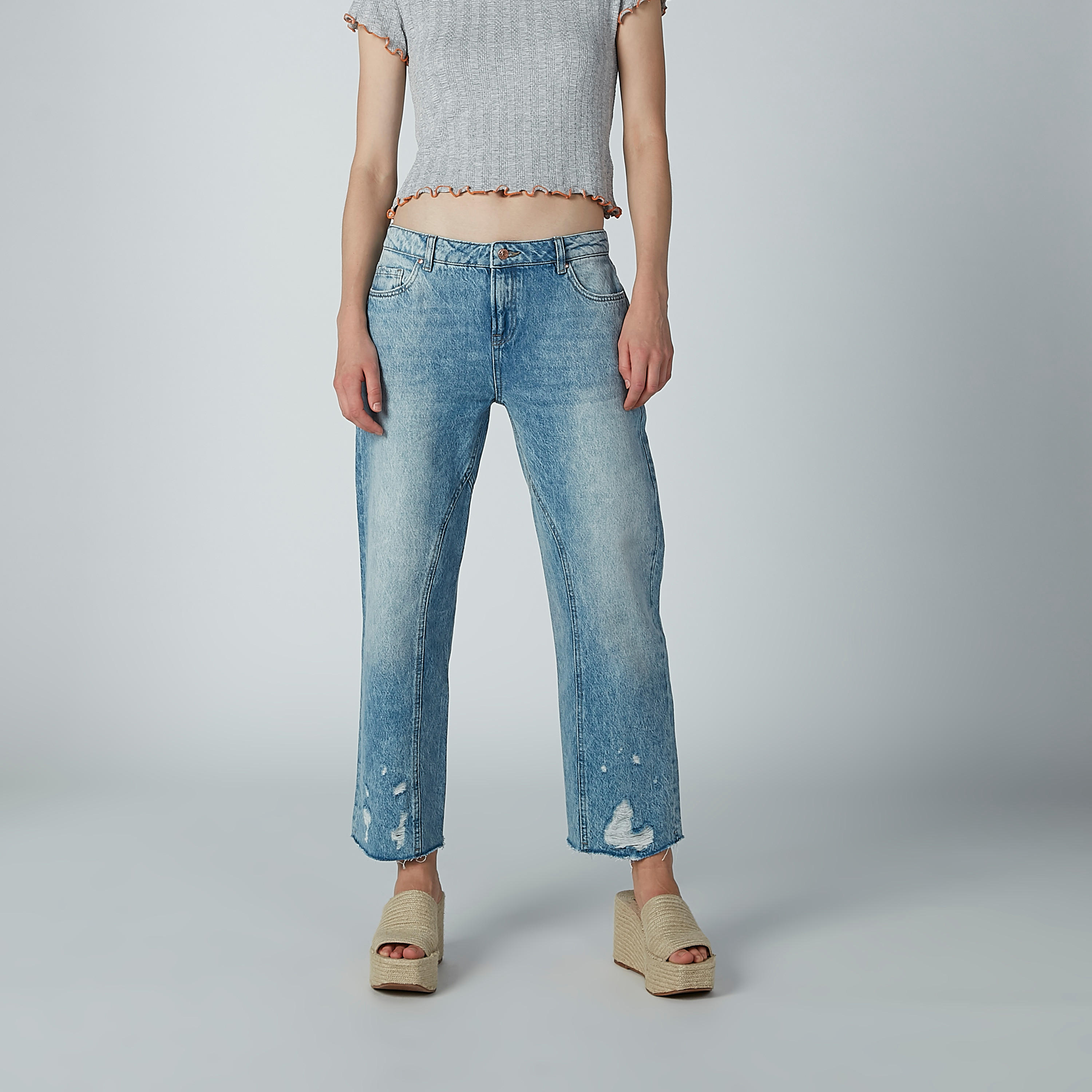 بنطال جينز ممزّق بجيوب وحلقات للحزام من لي كوبر-women-clothing-bottoms-jeans-image-1