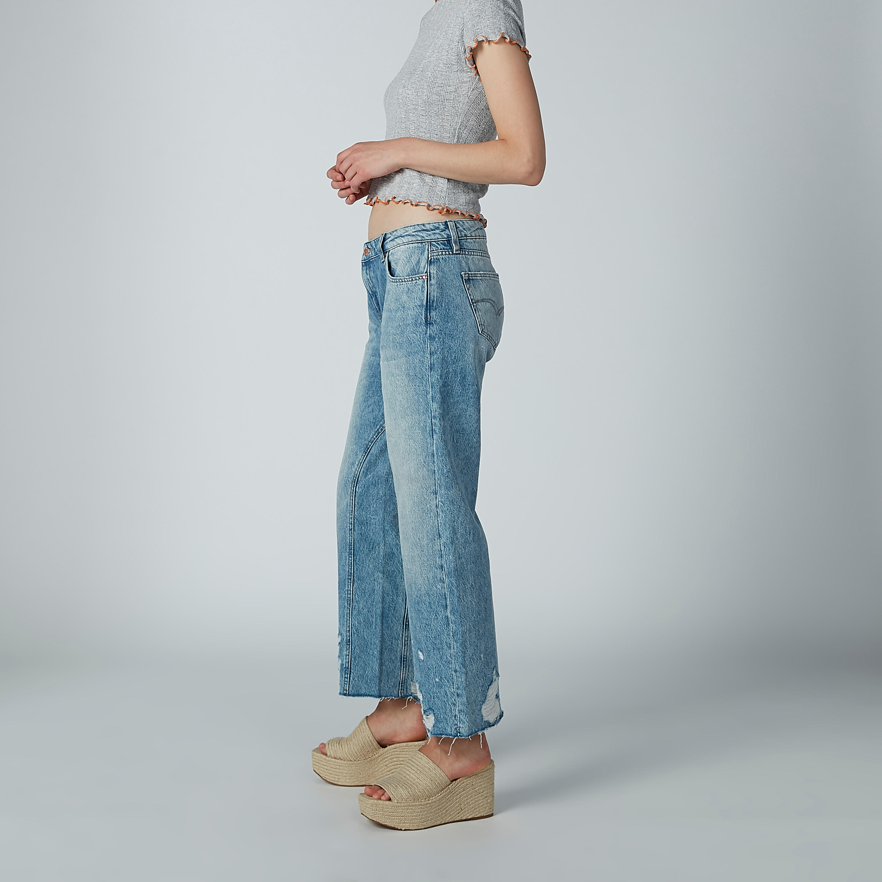 بنطال جينز ممزّق بجيوب وحلقات للحزام من لي كوبر-women-clothing-bottoms-jeans-image-5