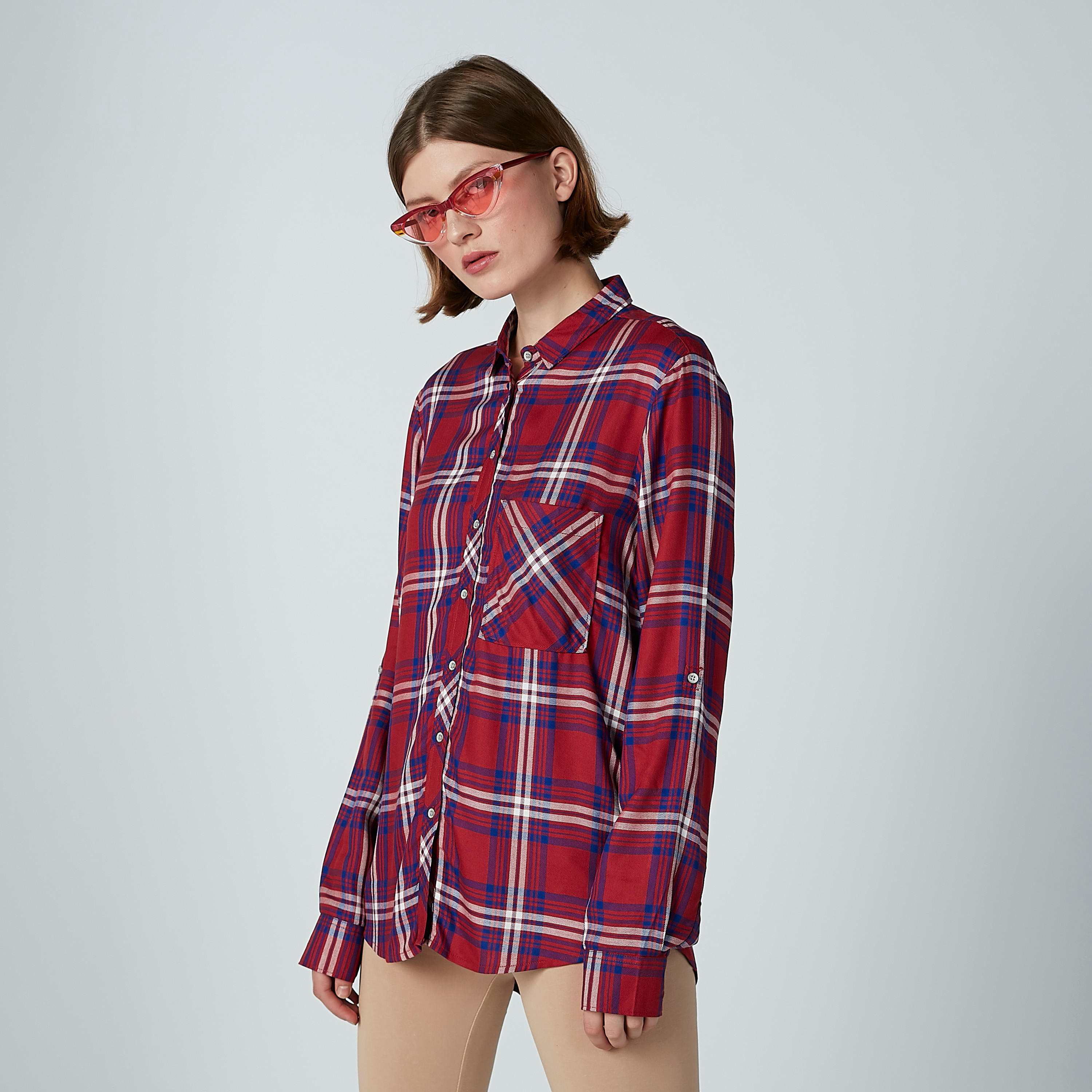 قميص كاروهات بأكمام طويلة وأزرار من لي كوبر-women-clothing-shirtsandblouses-shirts-image-2