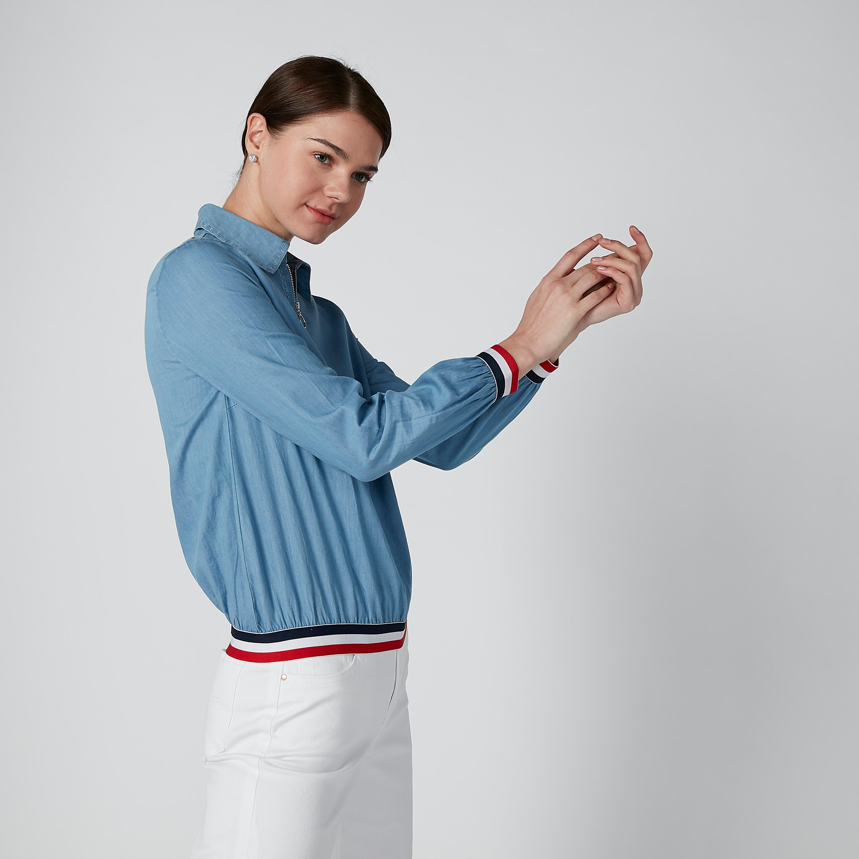 جاكيت بومبر سادة بأكمام طويلة وسحّاب من لي كوبر-women-winterwear-coatsandjackets-jackets-image-4