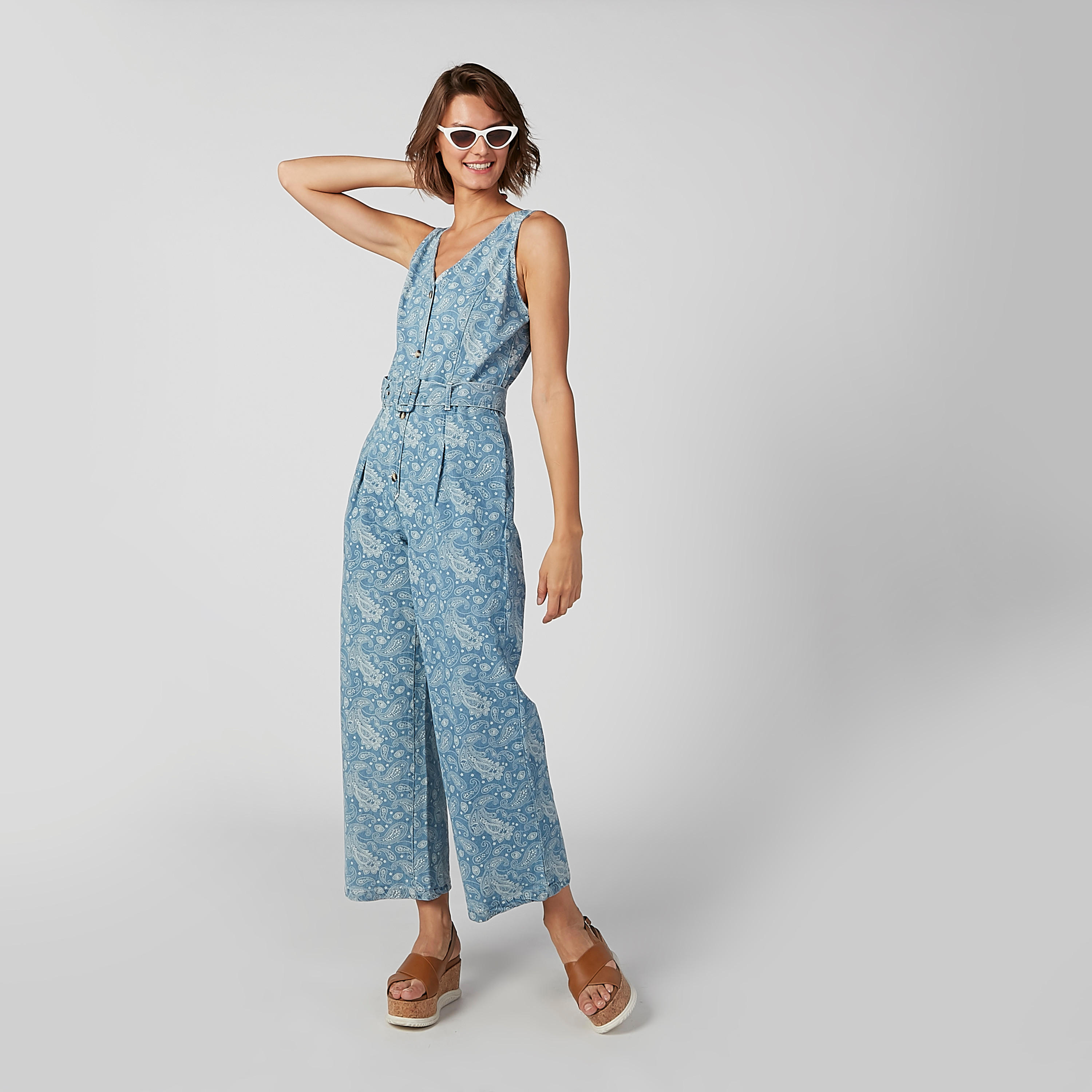 أفرول دون أكمام بجيوب وطبعات-women-clothing-jumpsuits-image-1