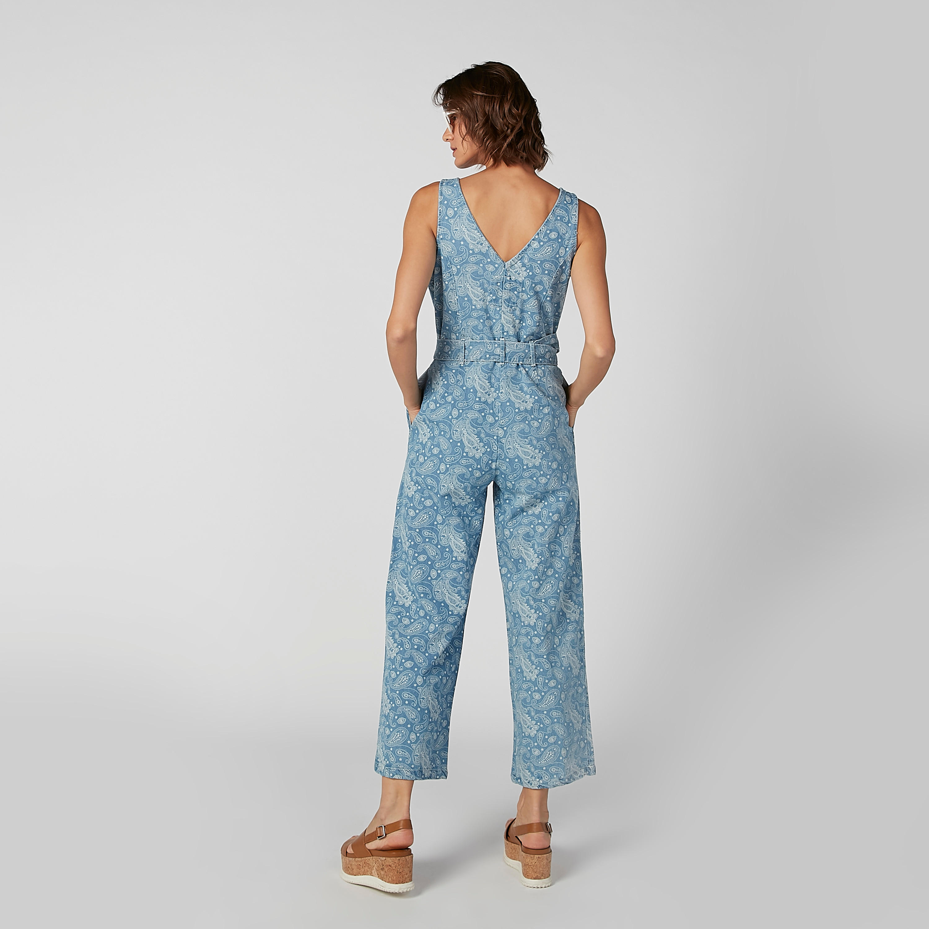 أفرول دون أكمام بجيوب وطبعات-women-clothing-jumpsuits-image-3