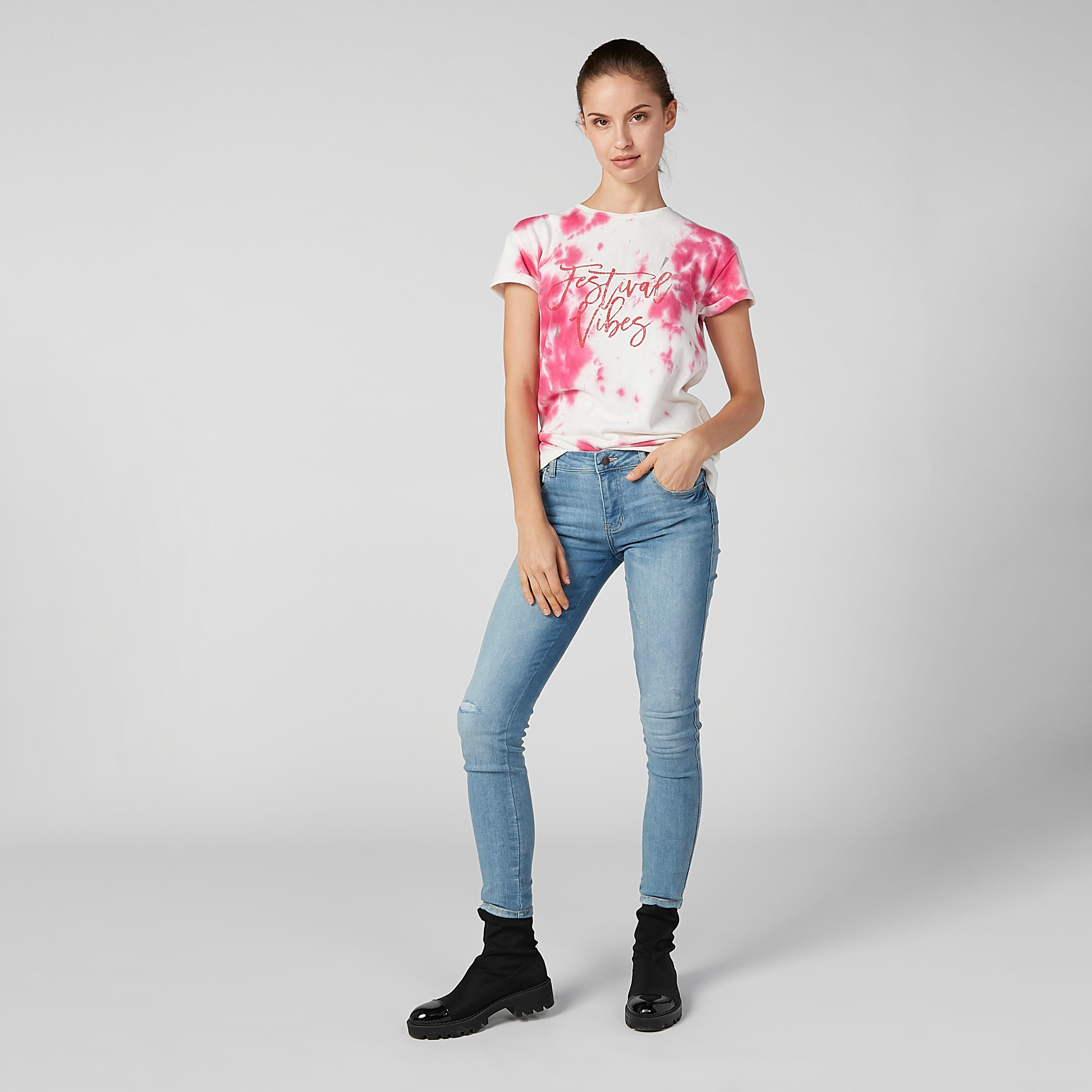 Sustainable Printed T-shirt with Round Neck and Short Sleeves-women-clothing-tshirts-image-4
