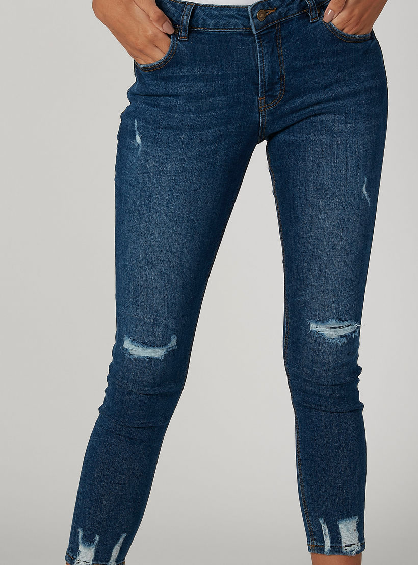 بنطلون جينز ممزّق بخصر مرتفع وجيوب وحلقات للحزام-women-clothing-bottoms-jeans-image-5