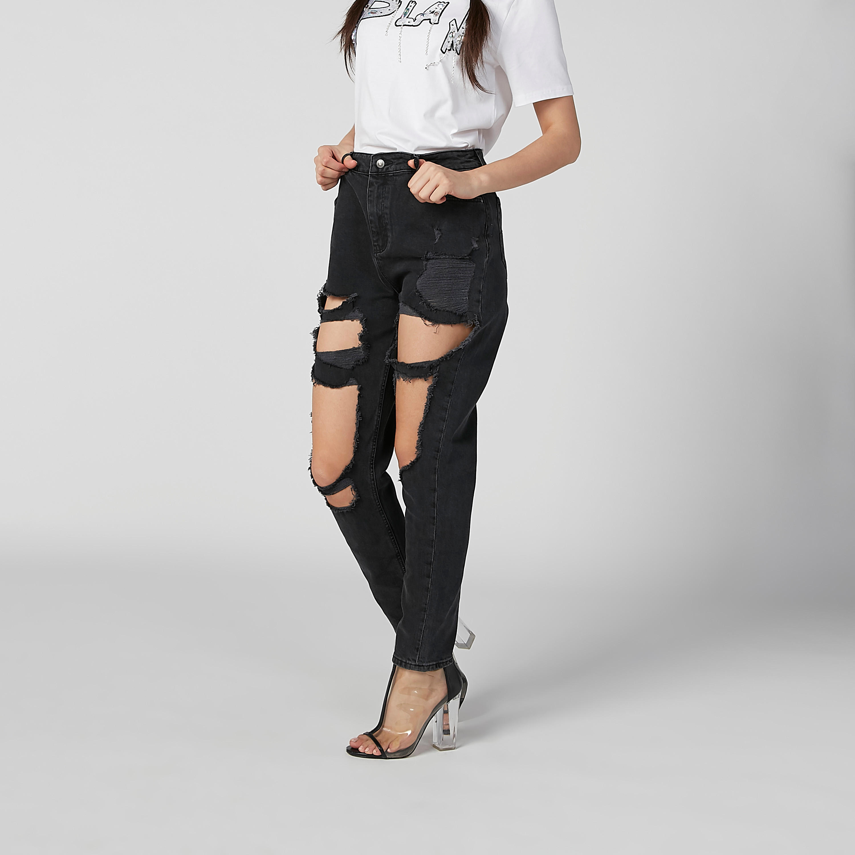 بنطلون جيز ممزّق بتفاصيل جيوب وعرواي حزام من لي كوبر-women-clothing-bottoms-jeans-image-3