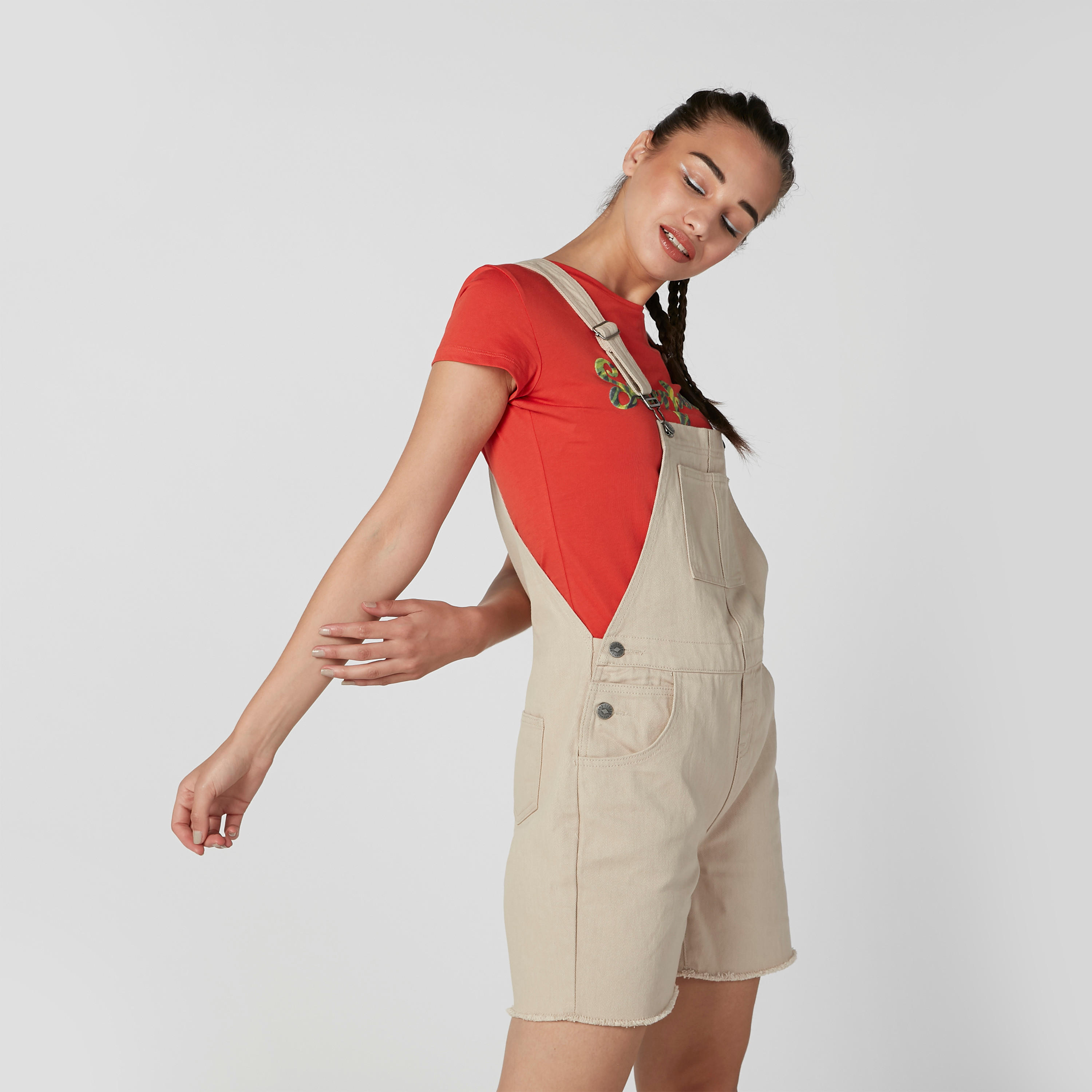 دنغري سادة بجيوب من لي كوبر-women-clothing-bottoms-shorts-image-4