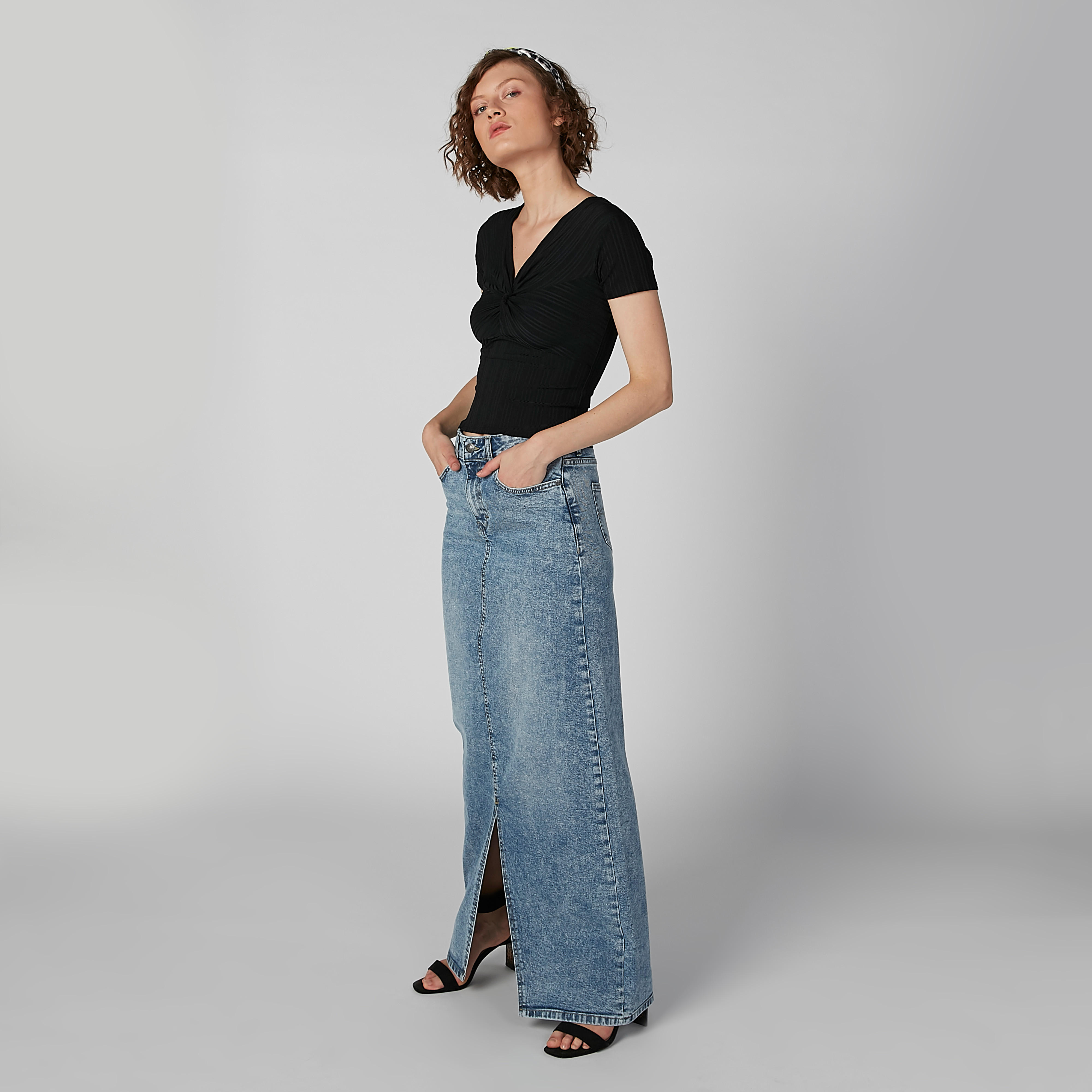 تنورة دينم طويلة بجيوب من لي كوبر-women-clothing-bottoms-skirts-image-2