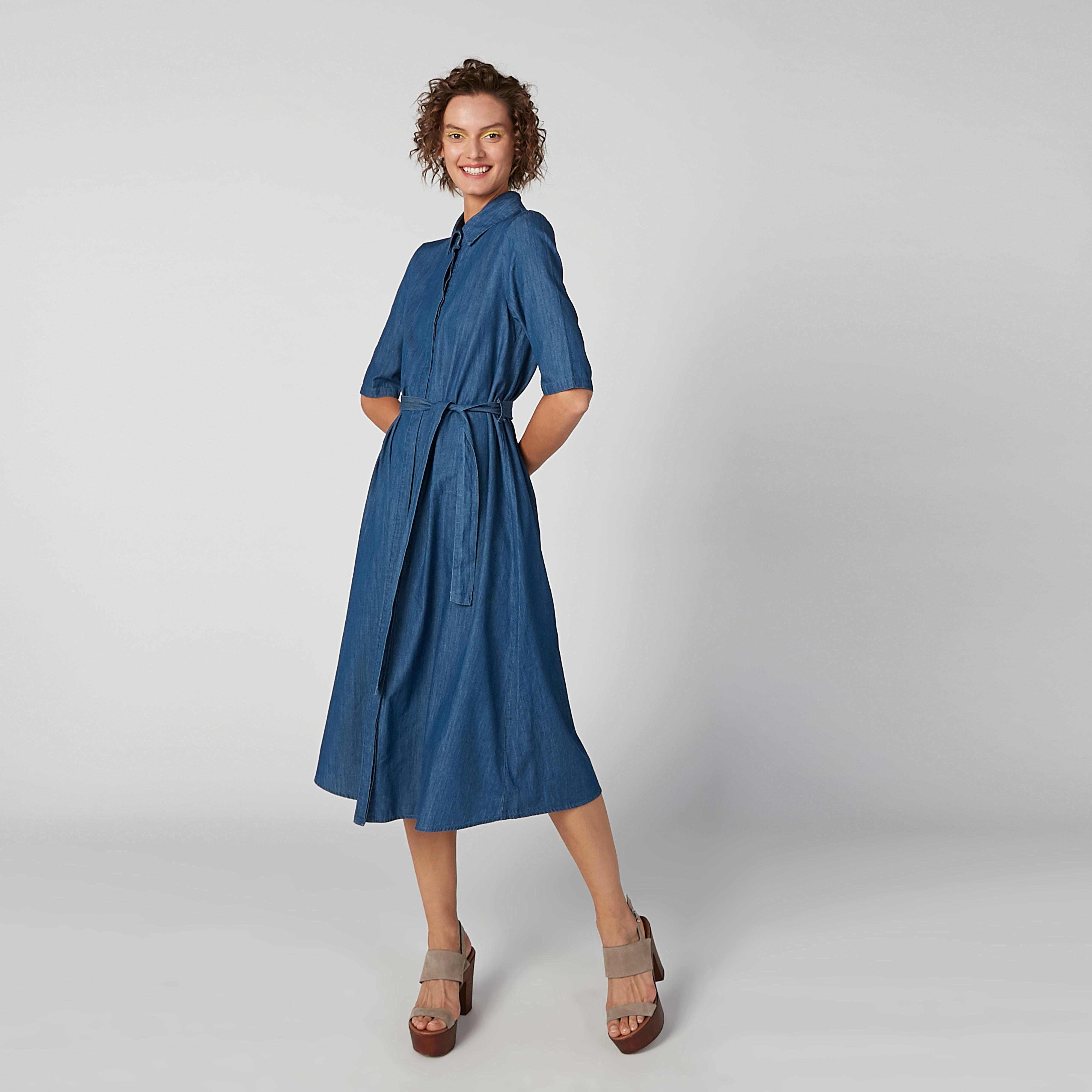 فستان سادة إيه لاين متوسط الطول بأزرار غير مرئية وأربطة من لي كوبر-women-clothing-dresses-image-2