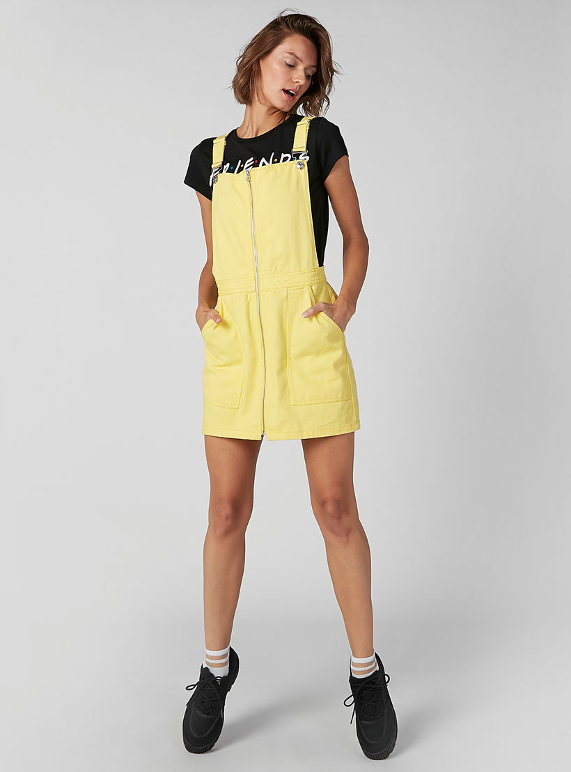فستان دنغري مريلة دينم بجيوب من لي كوبر-women-clothing-dresses-image-1