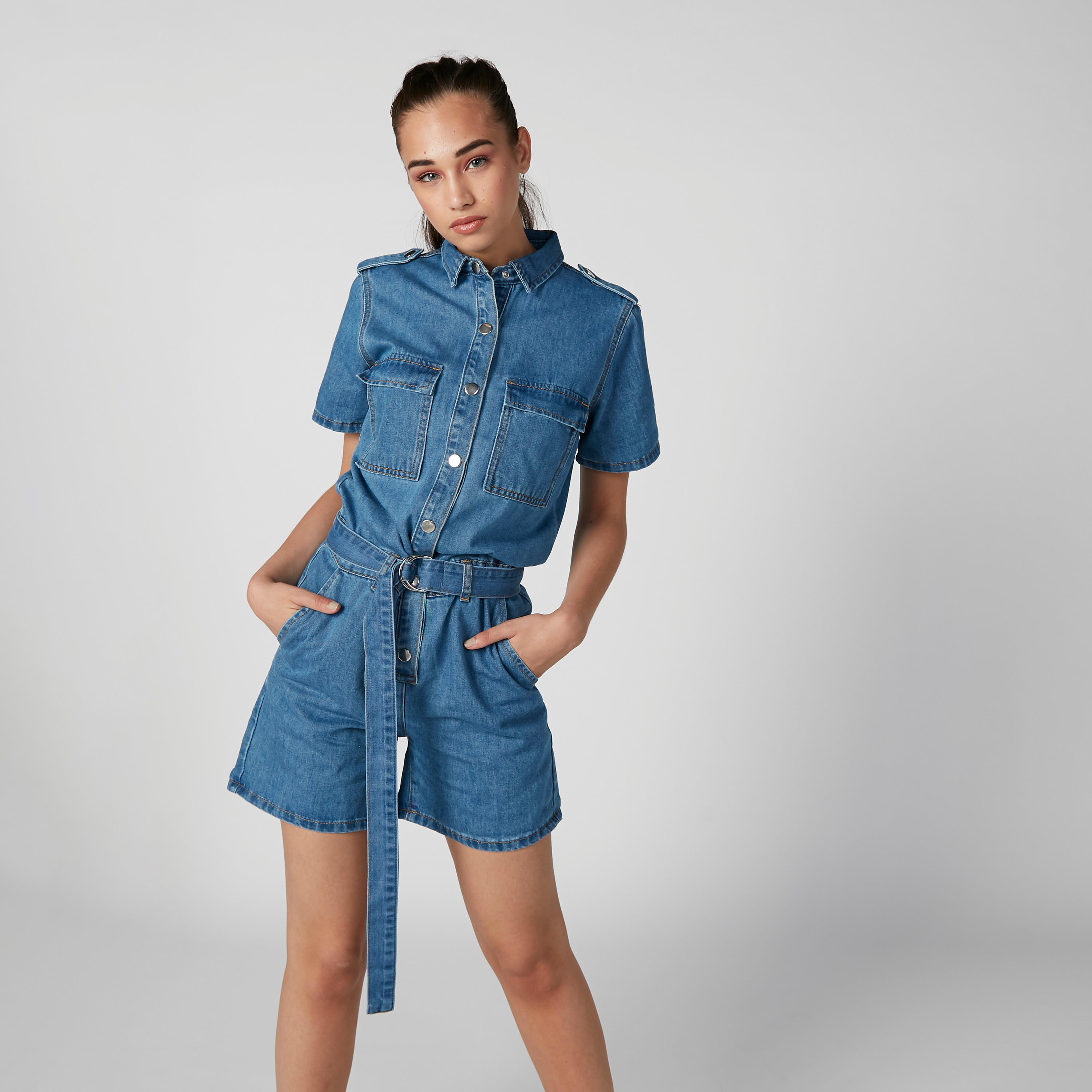 دنغري دينم بجيوب وحزام من لي كوبر-women-clothing-jumpsuits-image-1