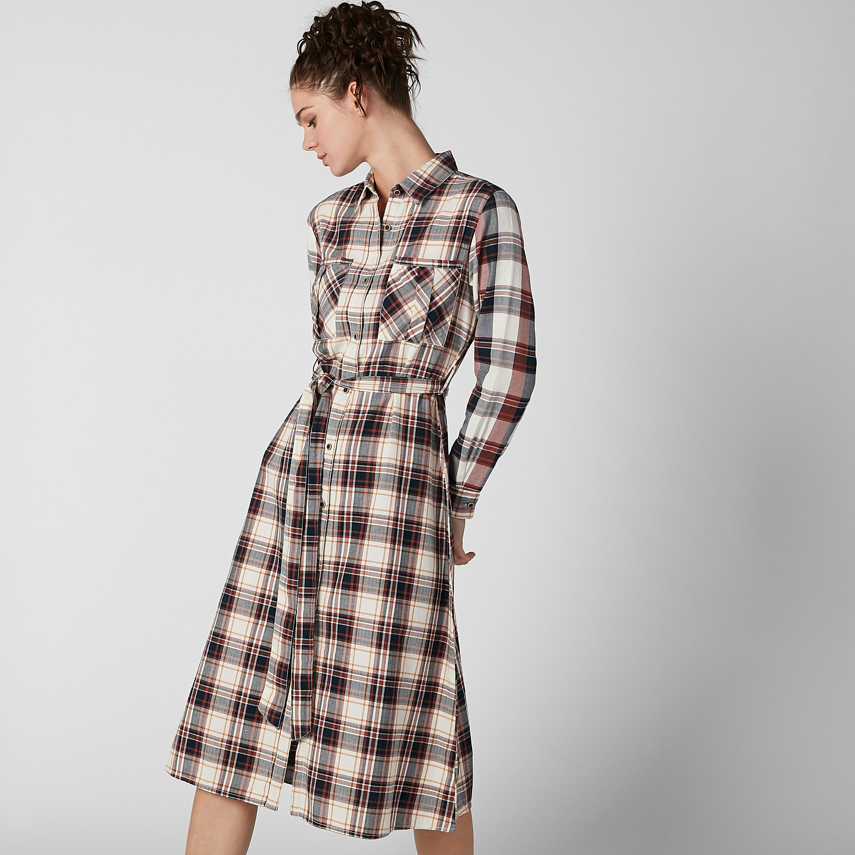 فستان قميص ميدي كاروهات بأكمام طويلة وأربطة-women-clothing-dresses-image-1