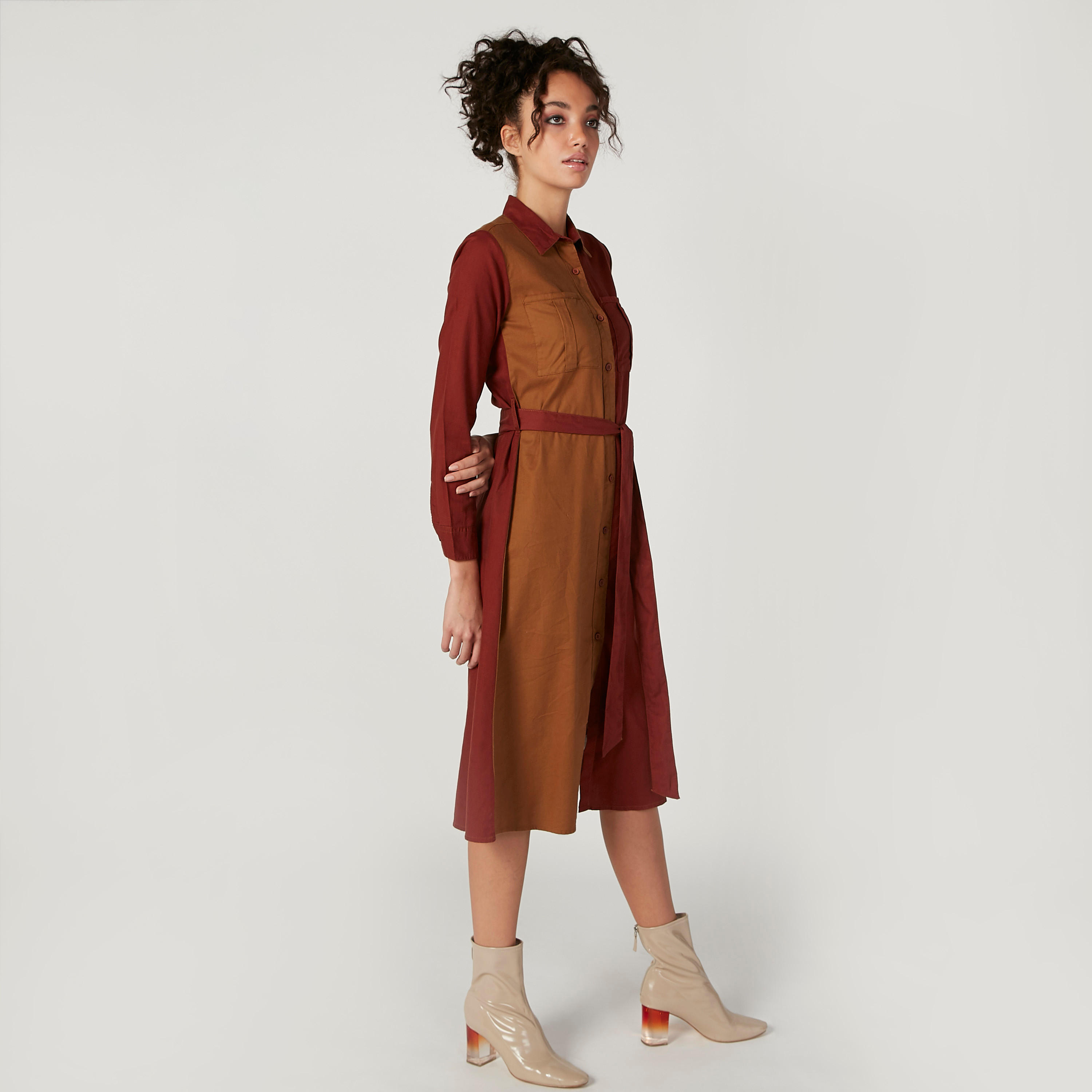 فستان قميص ميدي سادة بأكمام طويلة وأربطة-women-clothing-dresses-image-4
