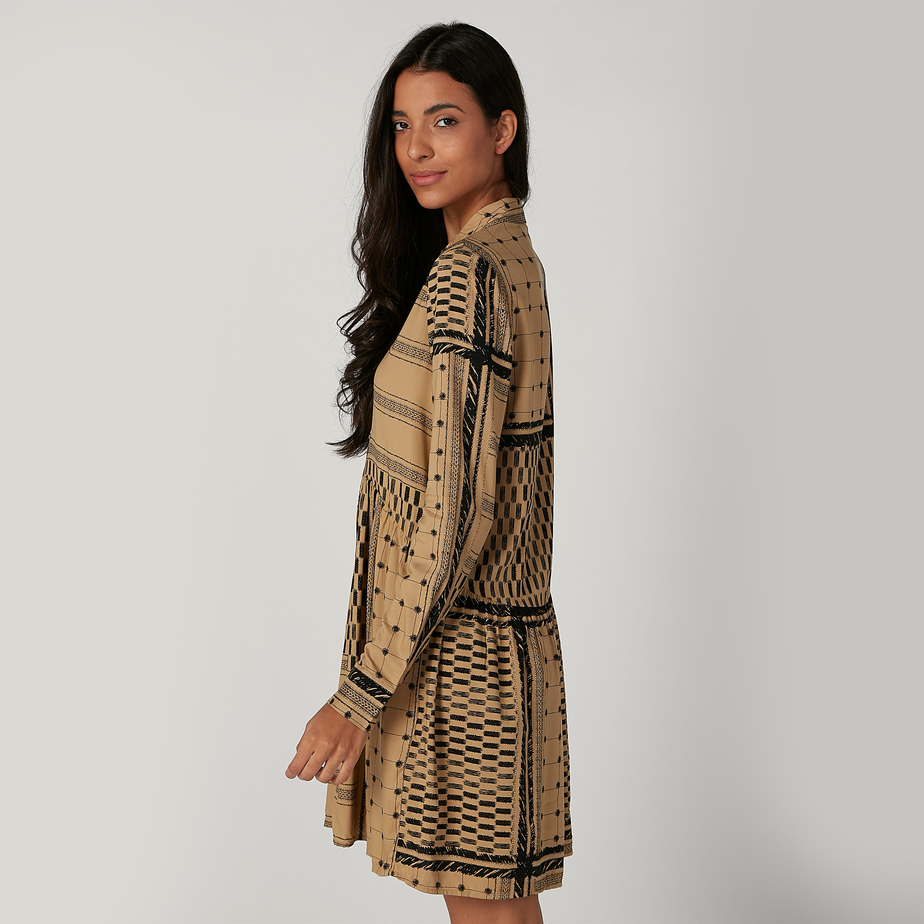 فستان قميص مستدام قصير بأكمام طويلة وطبعات -women-clothing-dresses-image-4