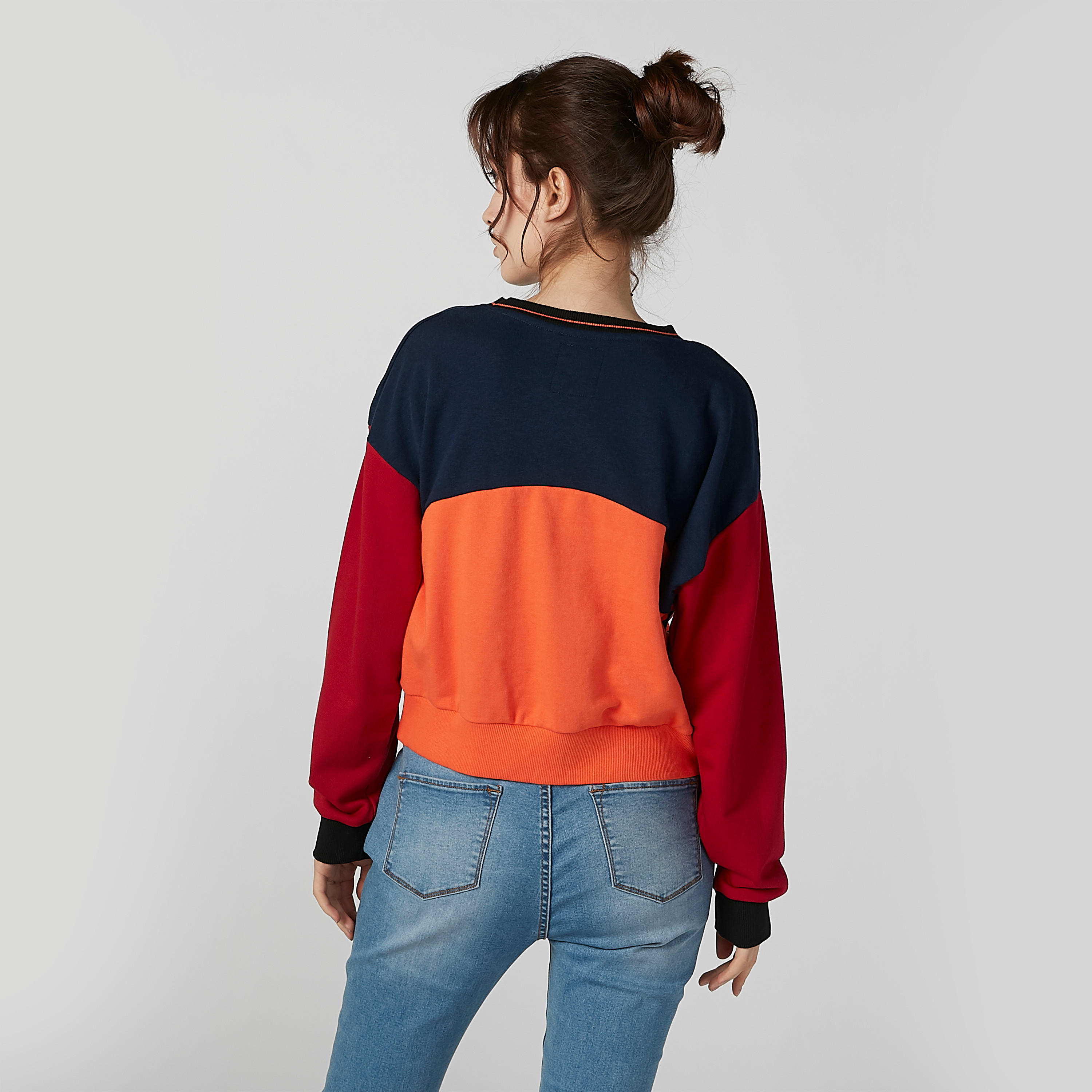 سويت شيرت مستدام بياقة مستديرة وأكمام طويلة وطبعات -women-winterwear-hoodiesandsweatshirts-sweatshirts-image-2
