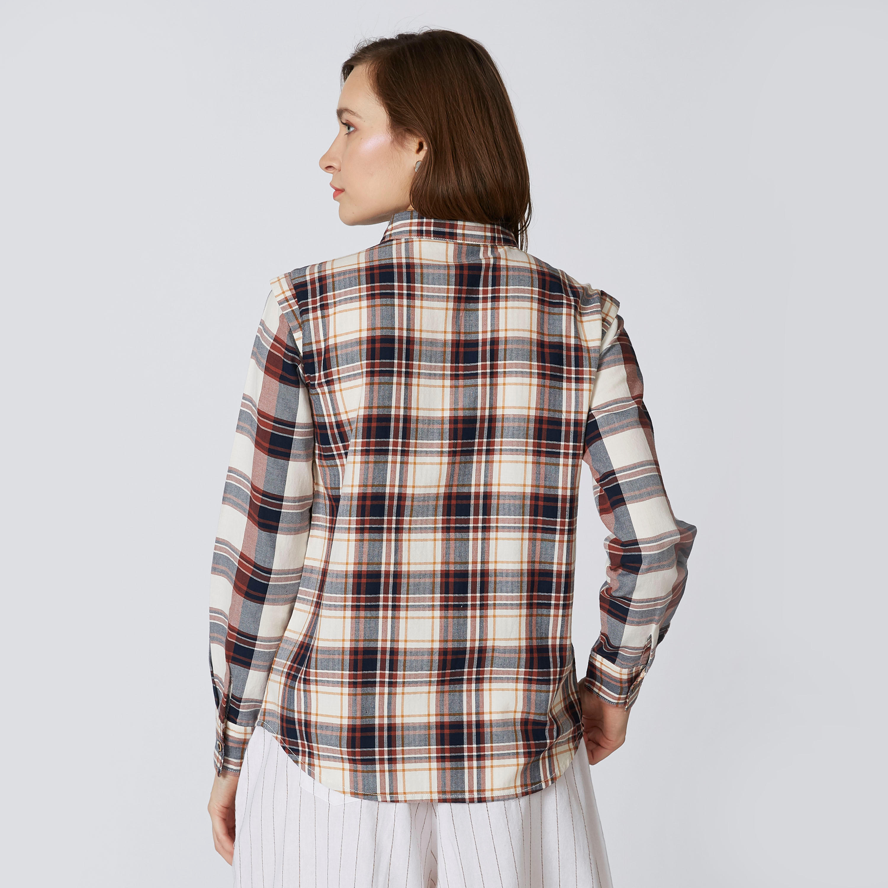 قميص مستدام كاروهات بأكمام طويلة وأزرار -women-clothing-shirtsandblouses-shirts-image-2
