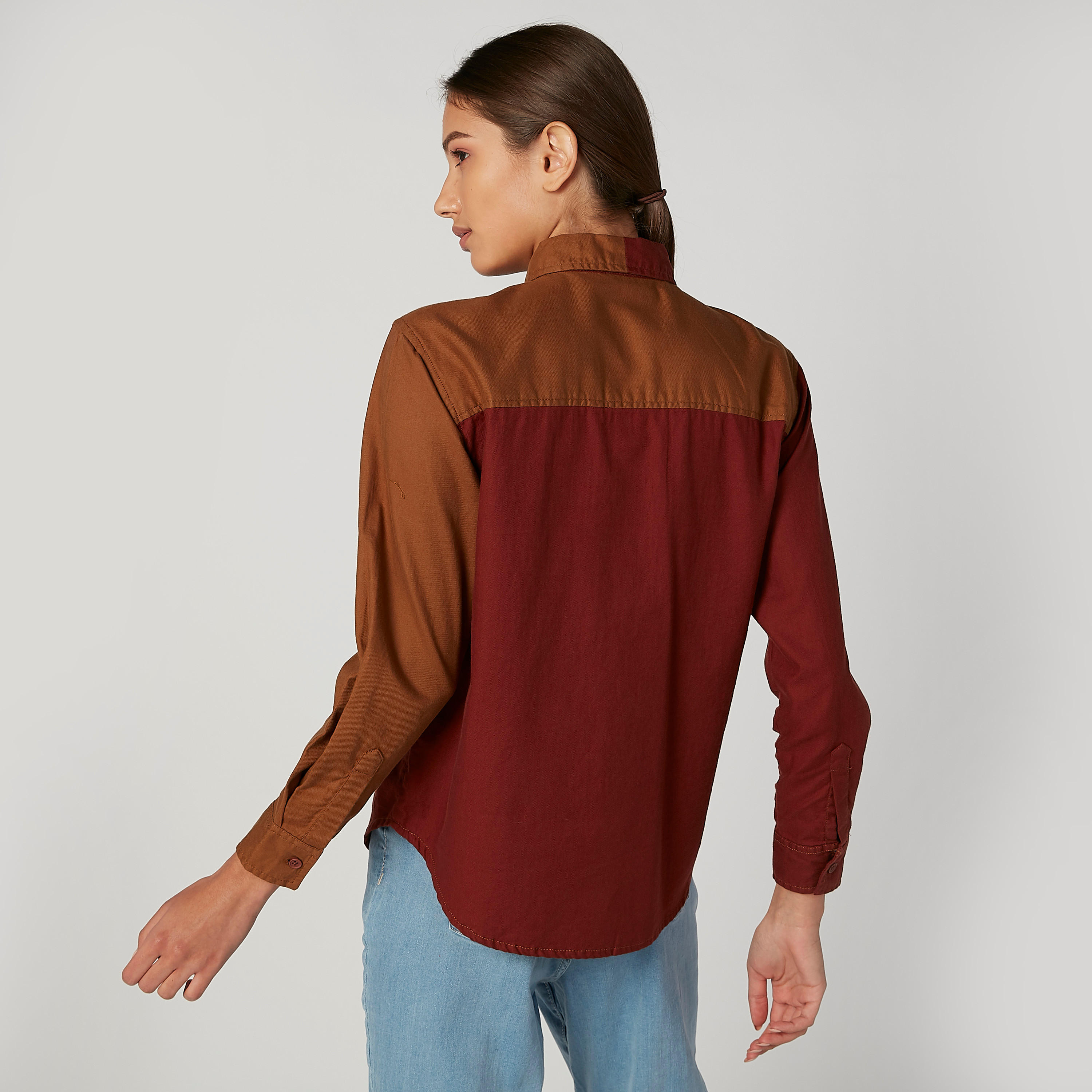 قميص سادة مستدام بأكمام طويلة وأزرار -women-clothing-shirtsandblouses-shirts-image-2
