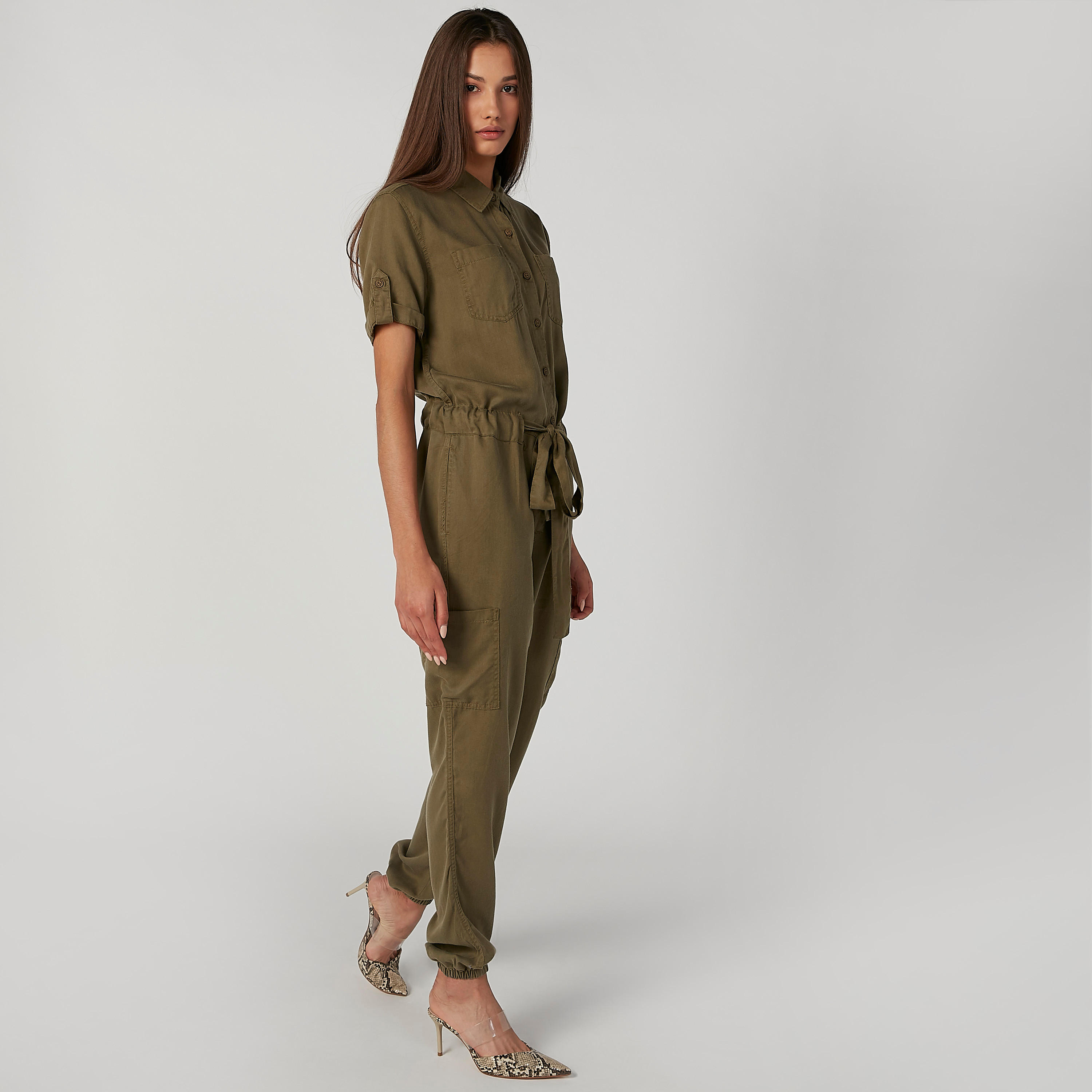 جمبسوت سادة بجيوب وأربطة-women-clothing-jumpsuits-image-6