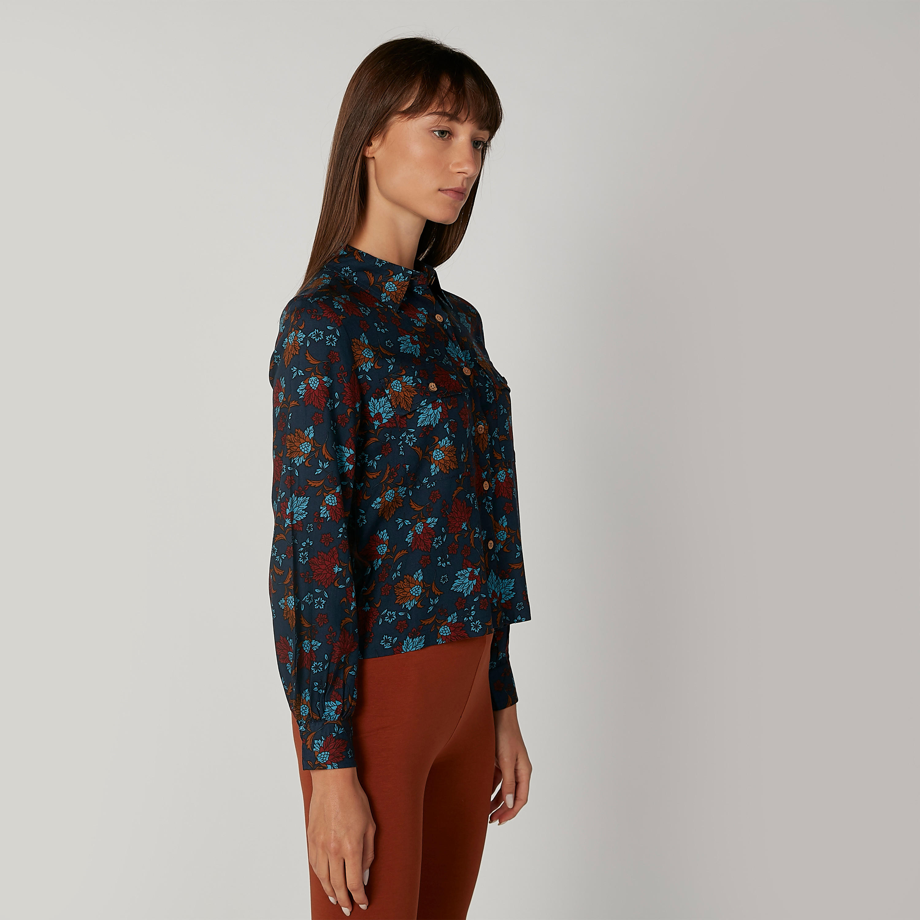 قميص مستدام بأكمام طويلة وجيوب بطيّة وطبعات زهرية -women-clothing-shirtsandblouses-shirts-image-3