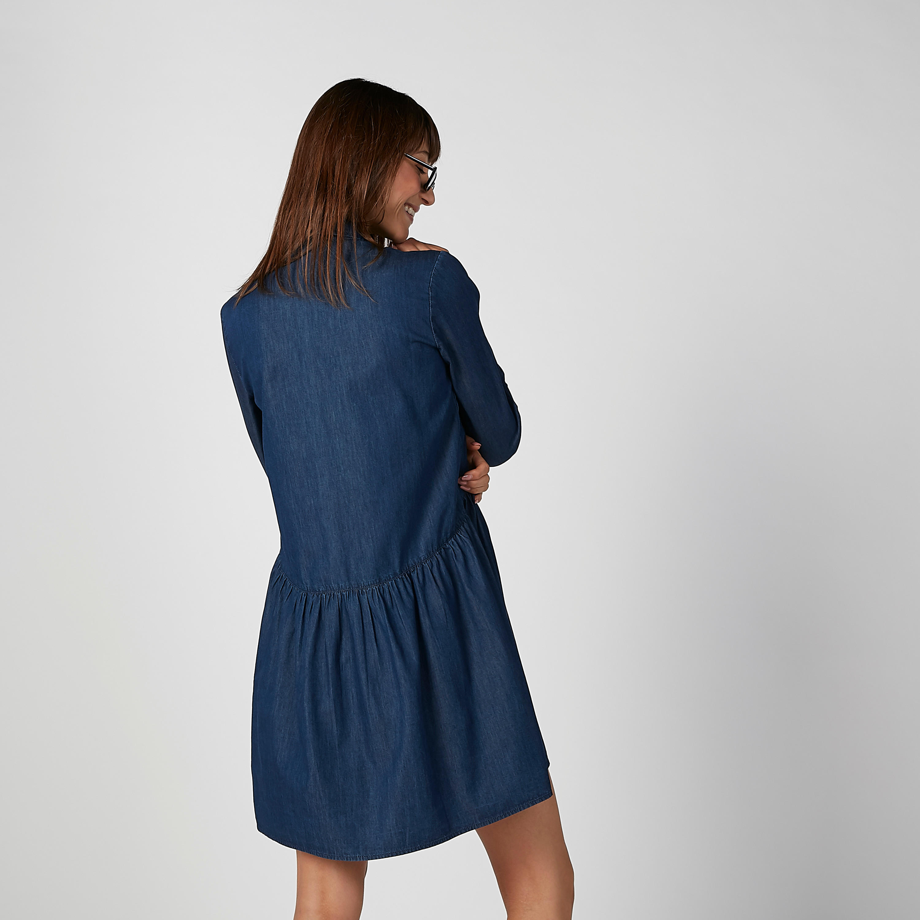 فستان قميص مستدام دنيم قصير بأكمام طويلة-women-clothing-dresses-image-4