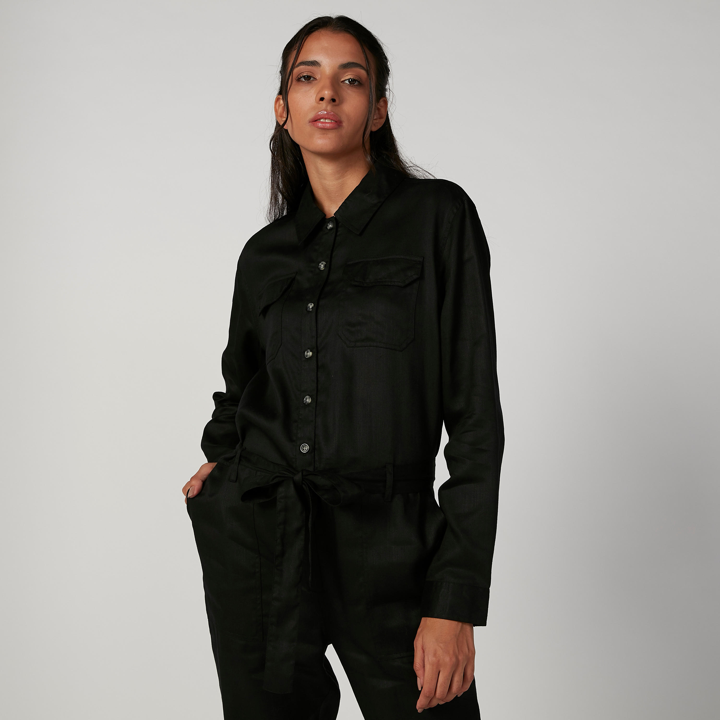 جمبسوت سادة بأكمام طويلة وأربطة-women-clothing-jumpsuits-image-1