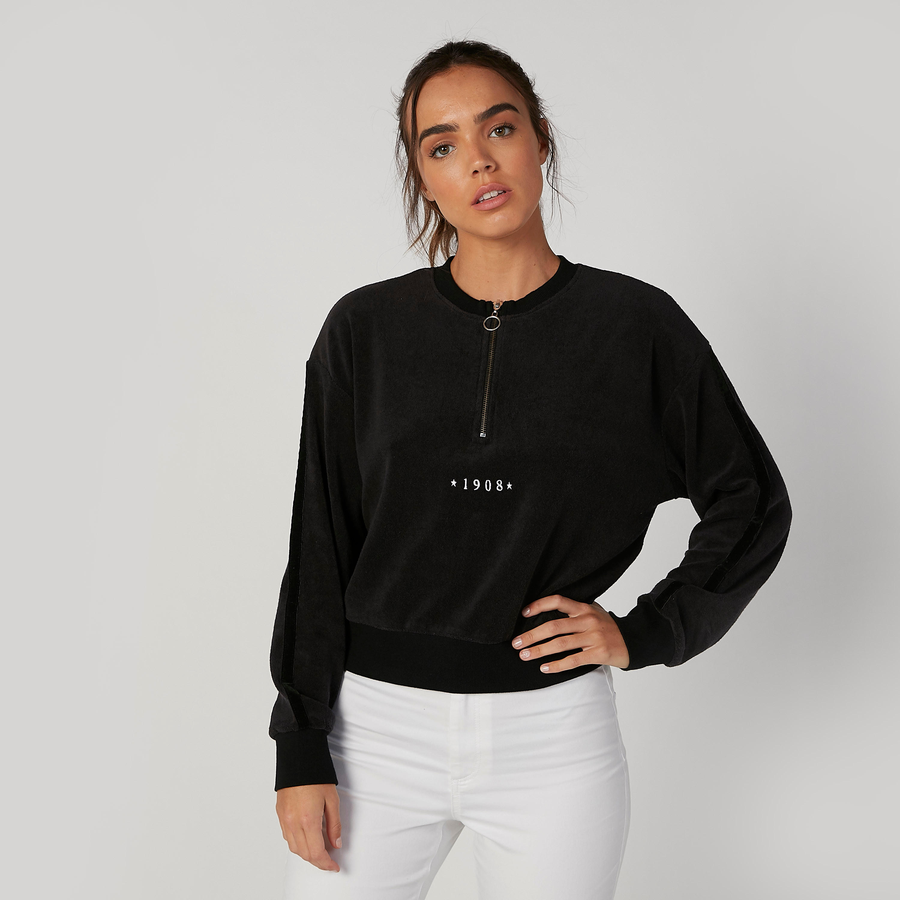 سويت شيرت مستدام بارز الملمس بأكمام طويلة وسحّاب -women-winterwear-hoodiesandsweatshirts-sweatshirts-image-1