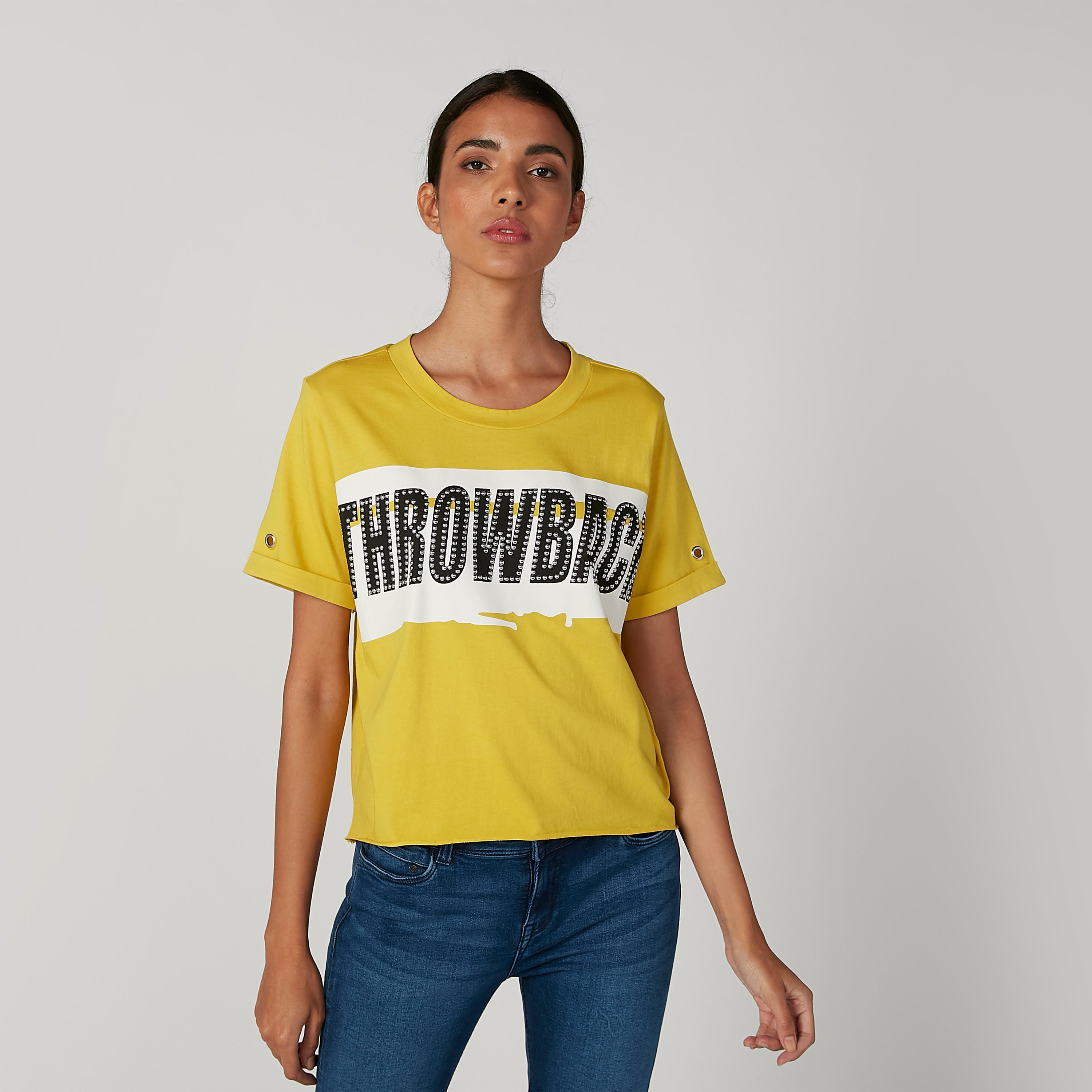 تيشيرت مستدام مزيّن بياقة مستديرة وأكمام قصيرة -women-clothing-tshirts-image-1