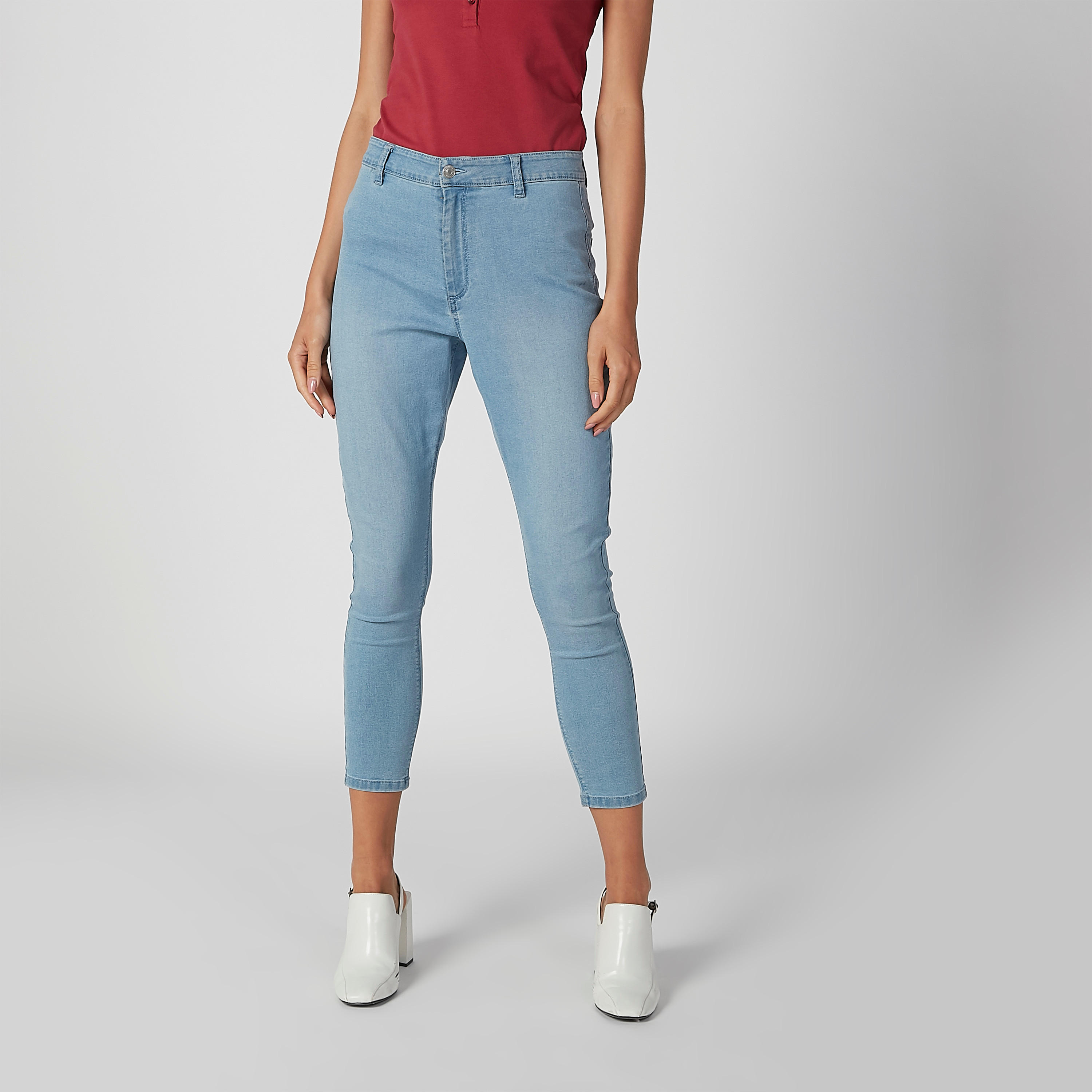 بنطلون جينز سكيني قصير بخصر مرتفع وجيوب وحلقات للحزام-women-clothing-bottoms-jeans-image-3