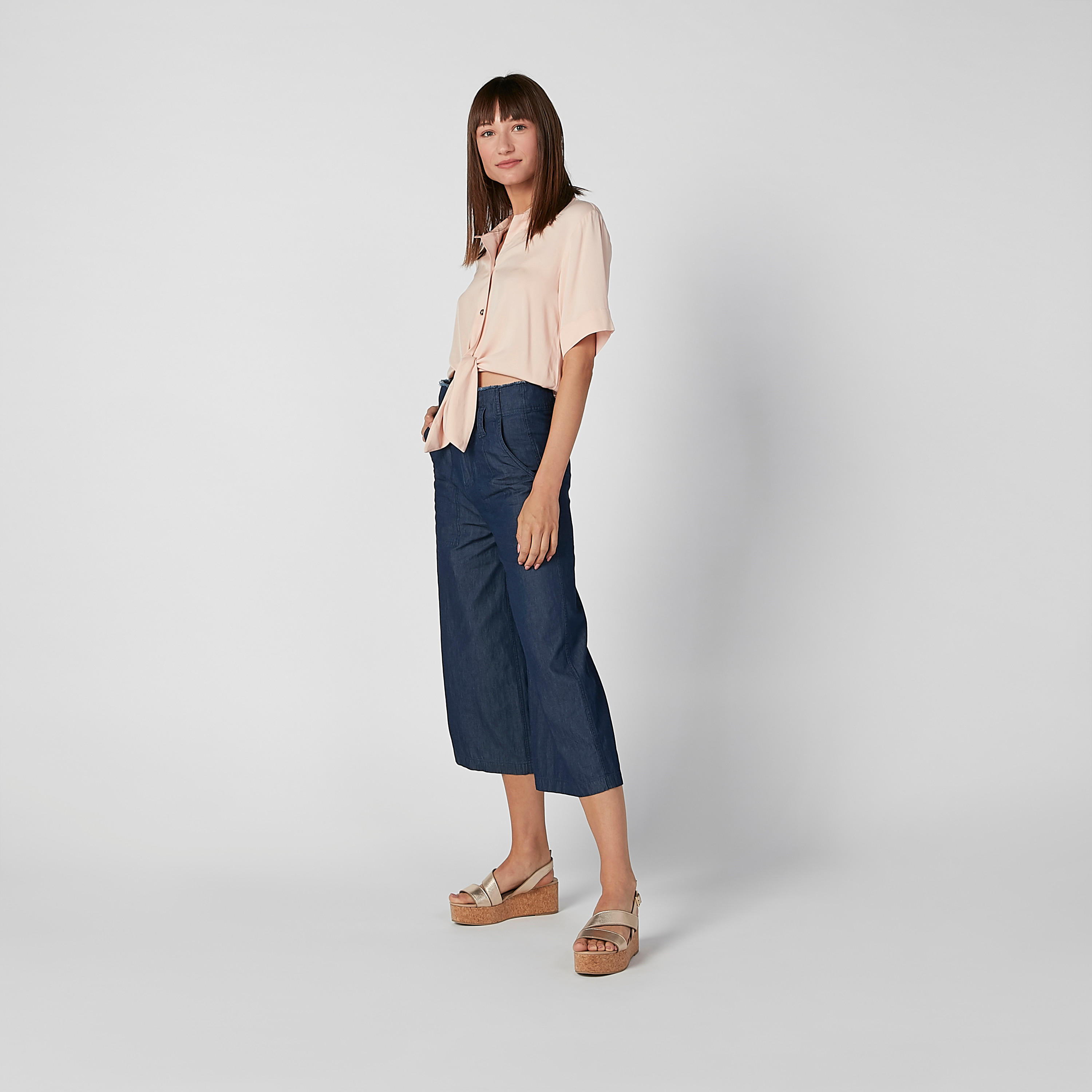 قميص سادة بأكمام قصيرة وأربطة من لي كوبر-women-clothing-shirtsandblouses-shirts-image-4