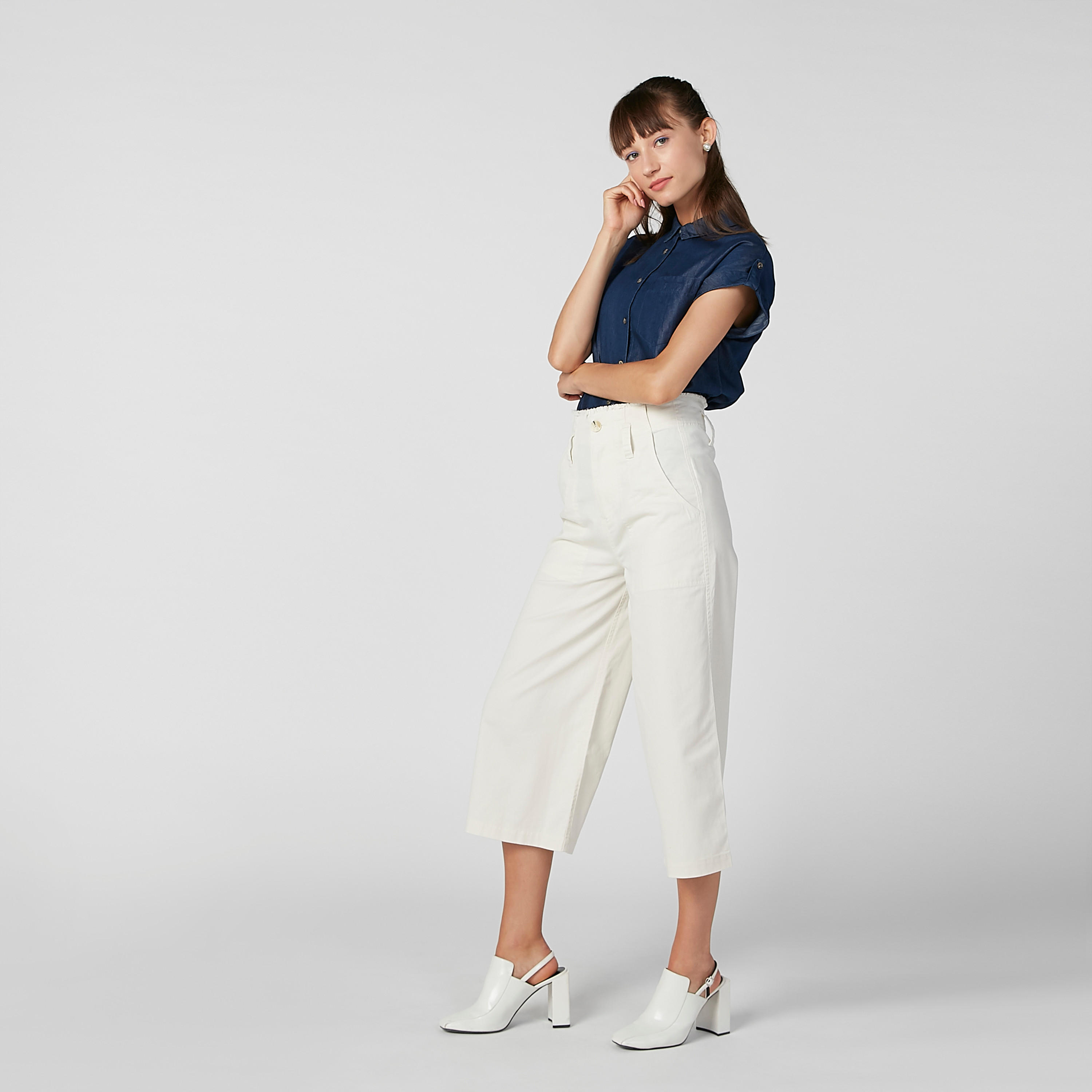 قميص سادة بياقة عاديّة وأكمام قصيرة-women-clothing-shirtsandblouses-shirts-image-2