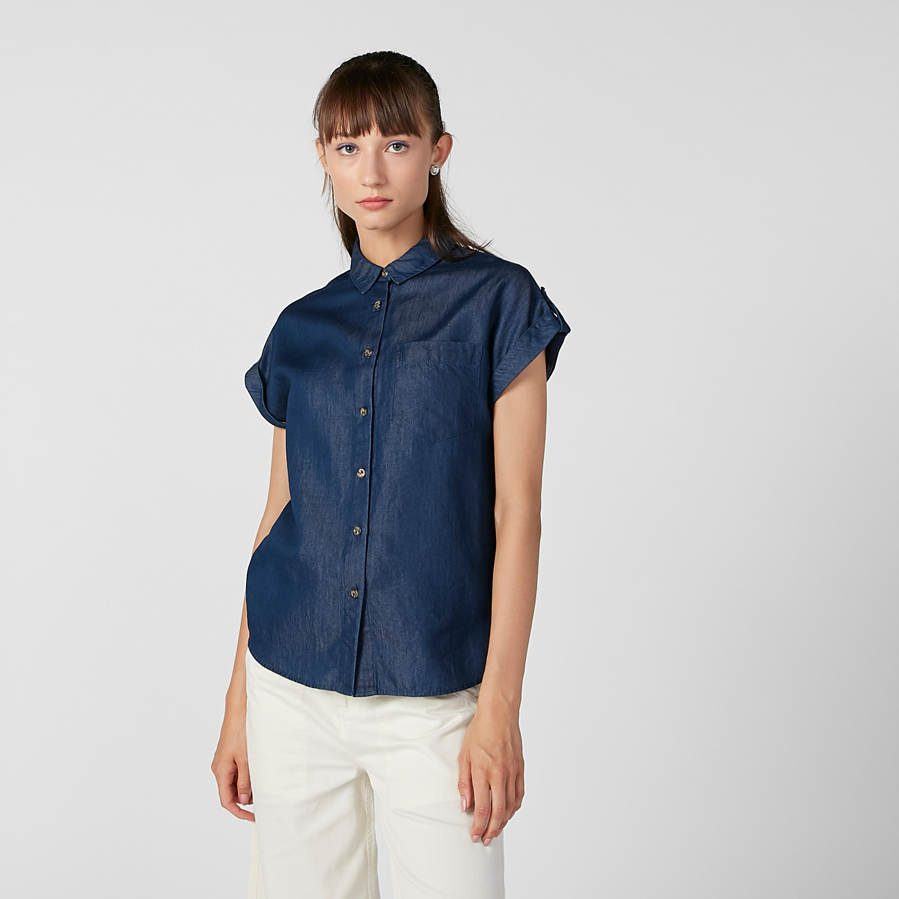 قميص سادة بياقة عاديّة وأكمام قصيرة-women-clothing-shirtsandblouses-shirts-image-3