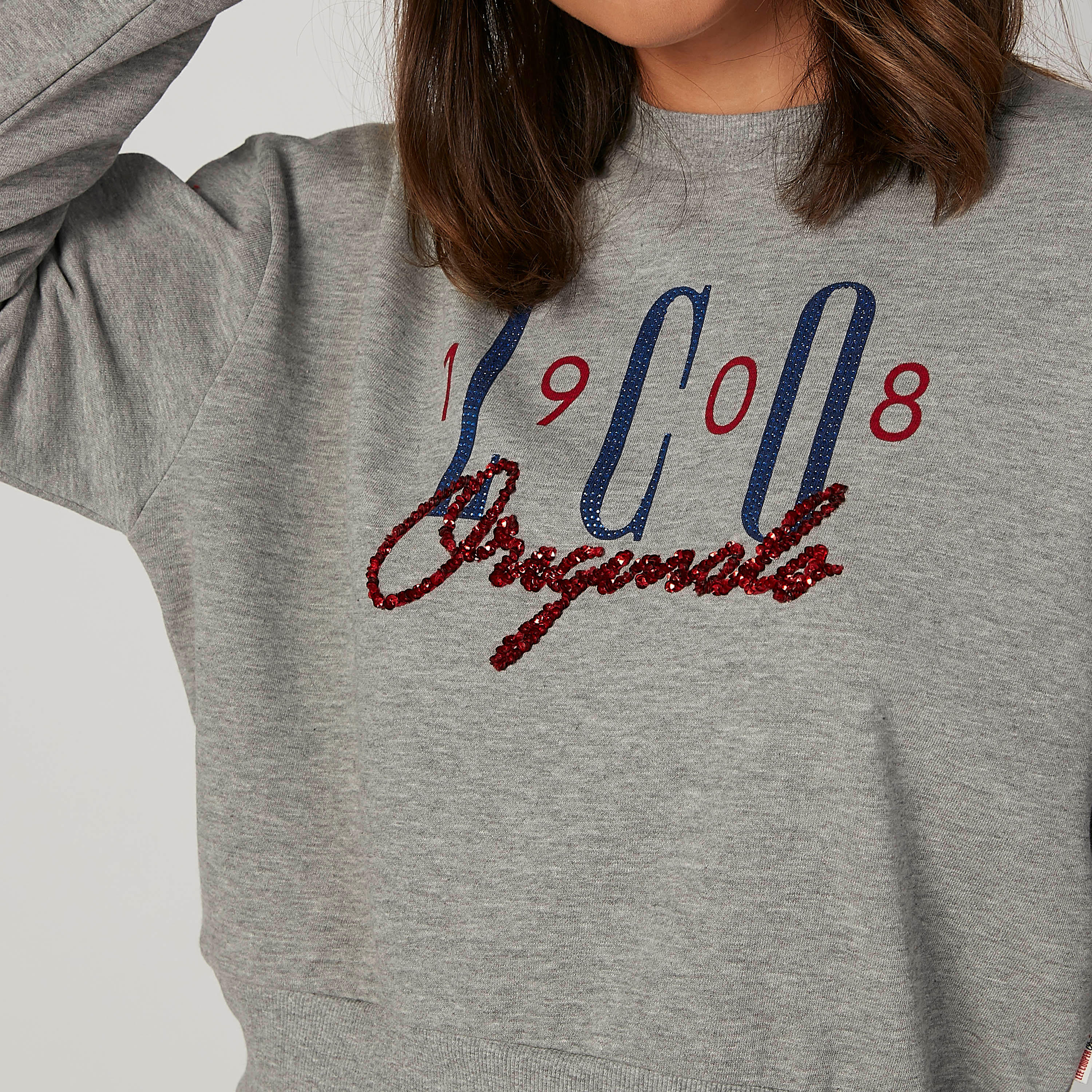 سويت شيرت بياقة مستديرة وأكمام طويلة وتفاصيل ترتر من لي كوبر-women-winterwear-hoodiesandsweatshirts-sweatshirts-image-5