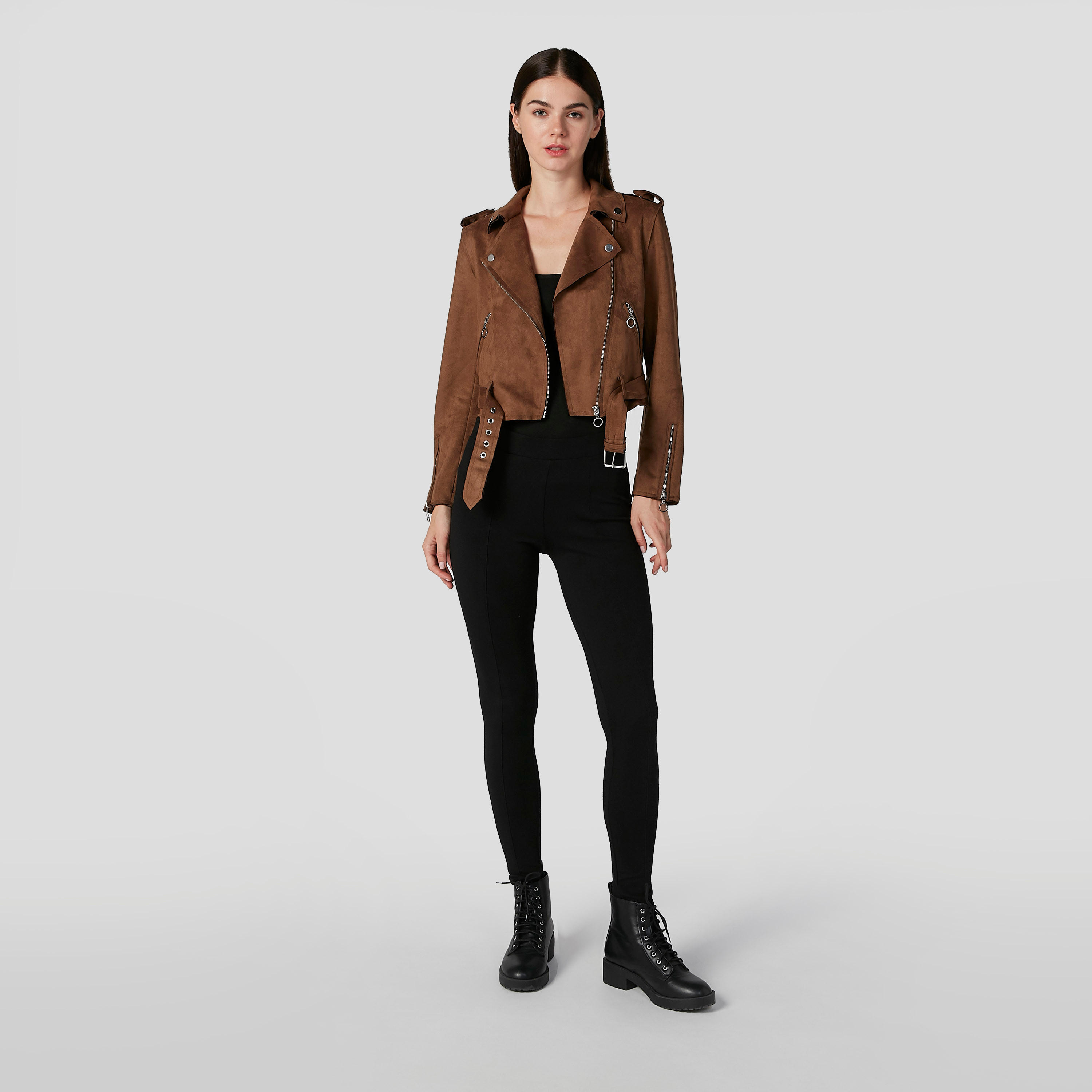 جاكيت بايكر بارز الملمس سليم بأكمام طويلة وسحاب للاغلاق من لي كوبر-women-winterwear-coatsandjackets-jackets-image-2
