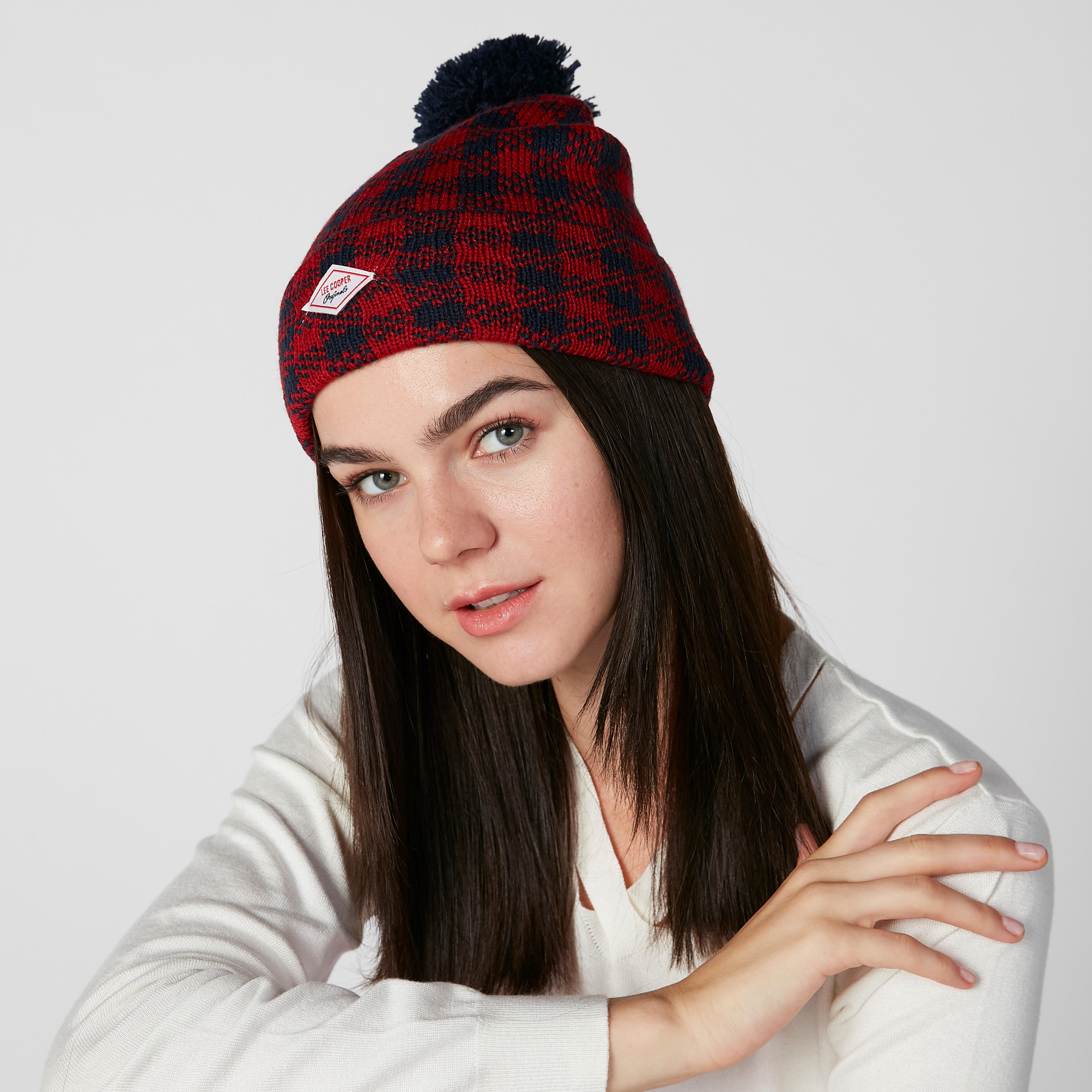 قبعة بيني كاروهات بتزيينات من لي كوبر-women-clothingaccessories-capsandhats-image-2