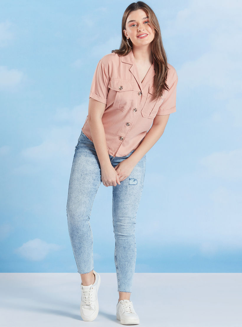 قميص سادة بأكمام قصيرة وجيوب بطيّة من لي كوبر-women-clothing-shirtsandblouses-shirts-image-2
