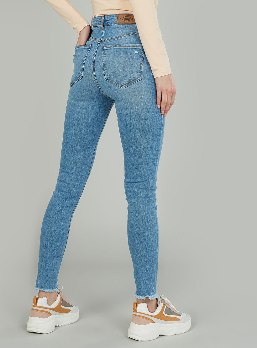 بنطلون جينز سكيني ممزّق من لي كوبر-women-clothing-bottoms-jeans-image-4