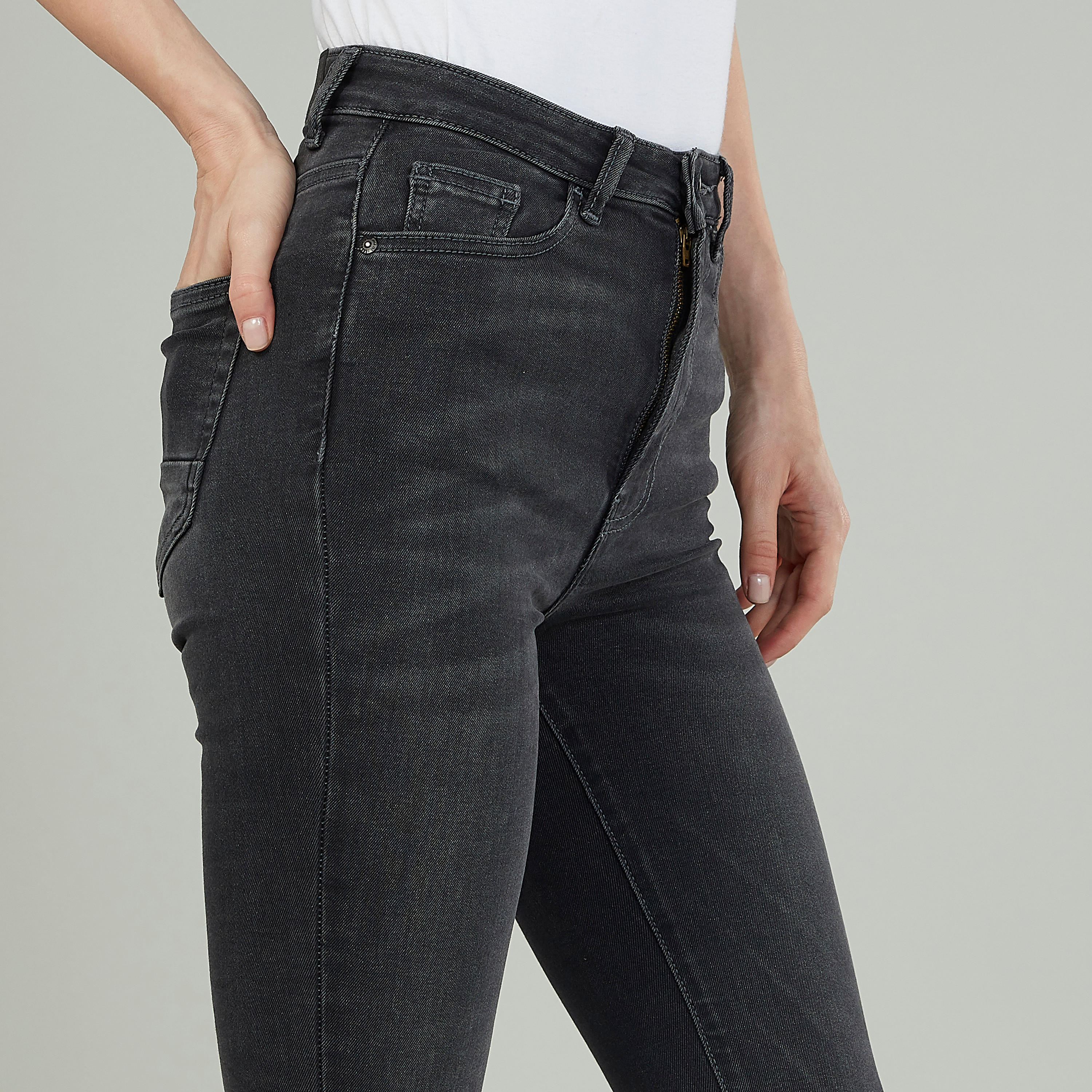 Lee Cooper Skinny Fit Textured Mid-Rise Jeans with Pocket Detail-women-clothing-bottoms-jeans-image-3