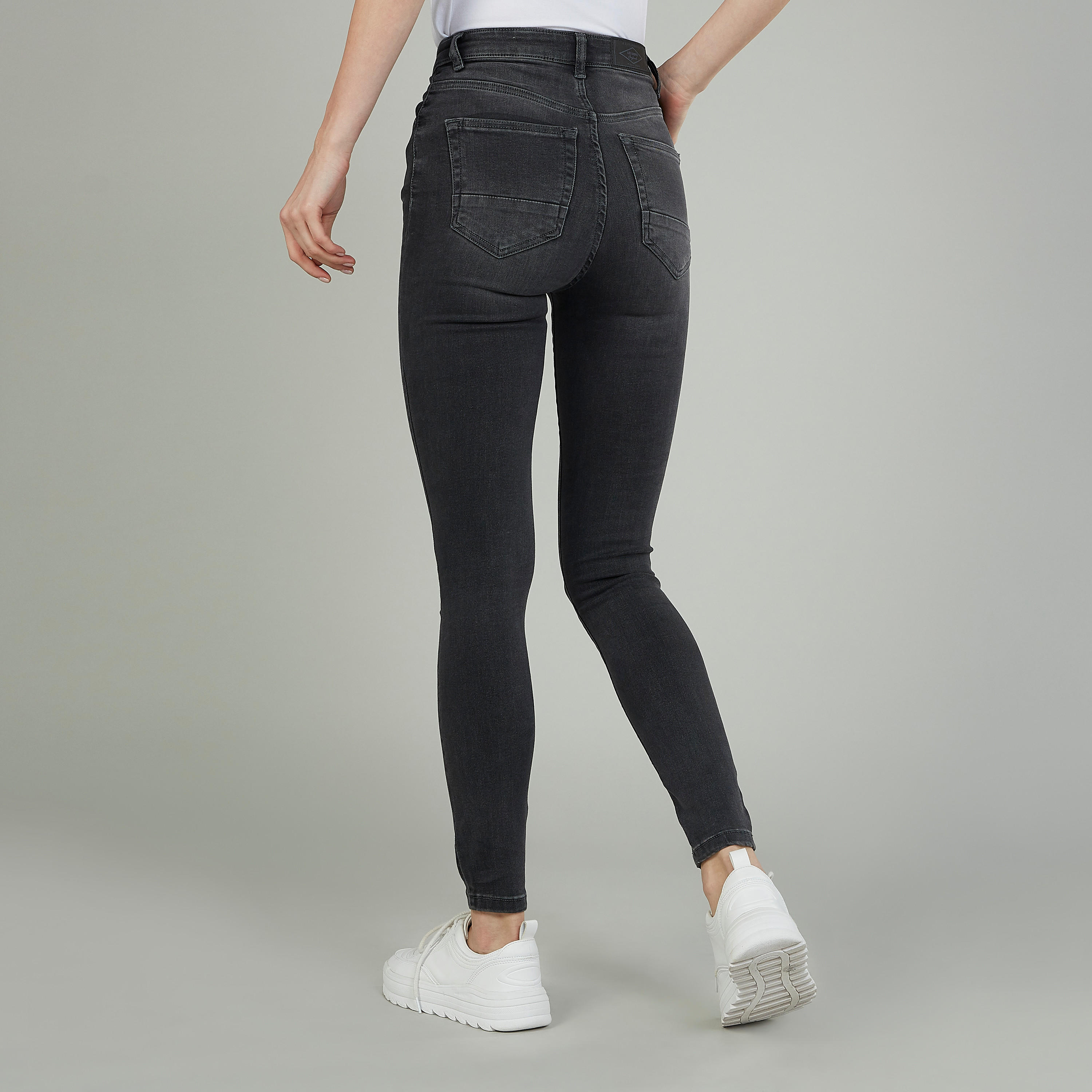 Lee Cooper Skinny Fit Textured Mid-Rise Jeans with Pocket Detail-women-clothing-bottoms-jeans-image-4