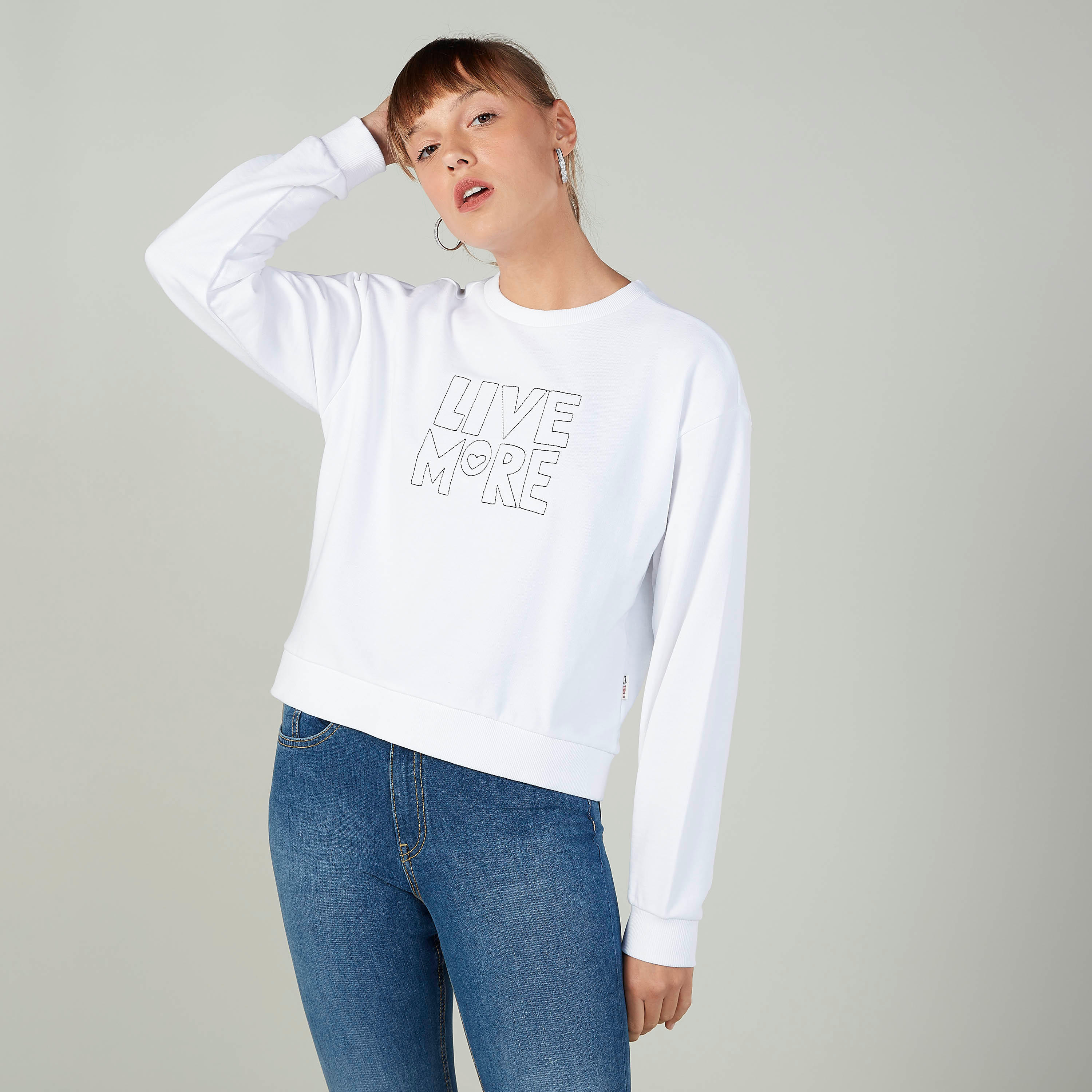 سويت شيرت مستدام بأكمام طويلة وطبعات من لي كوبر -women-winterwear-hoodiesandsweatshirts-sweatshirts-image-5