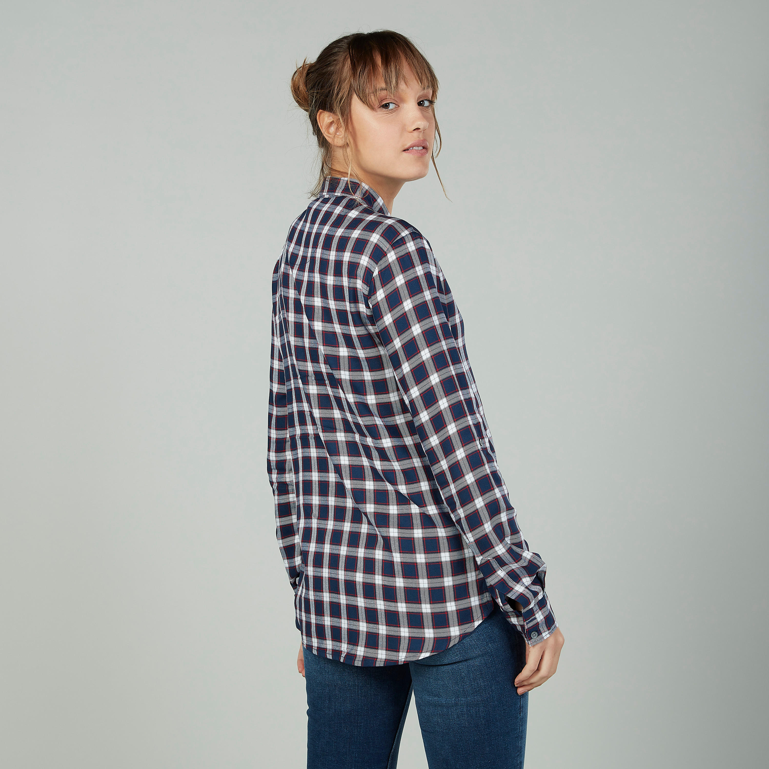 قميص كاروهات بأكمام طويلة وجيب على الصدر من لي كوبر-women-clothing-shirtsandblouses-shirts-image-4