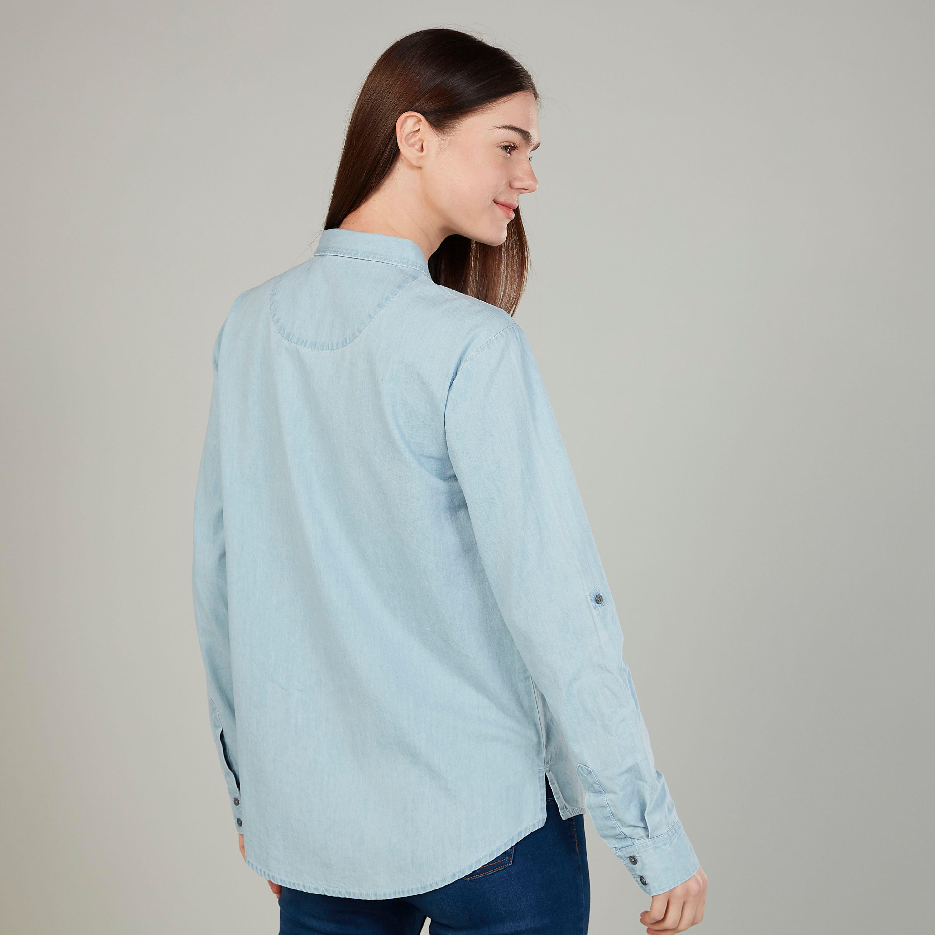 قميص سادة مخطط بأكمام طويلة وجيب على الصدر من لي كوبر-women-clothing-shirtsandblouses-shirts-image-4