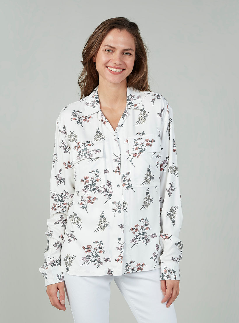 قميص بأكمام طويلة وجيوب بطيّة وطبعات زهرية من لي كوبر-women-clothing-shirtsandblouses-shirts-image-1