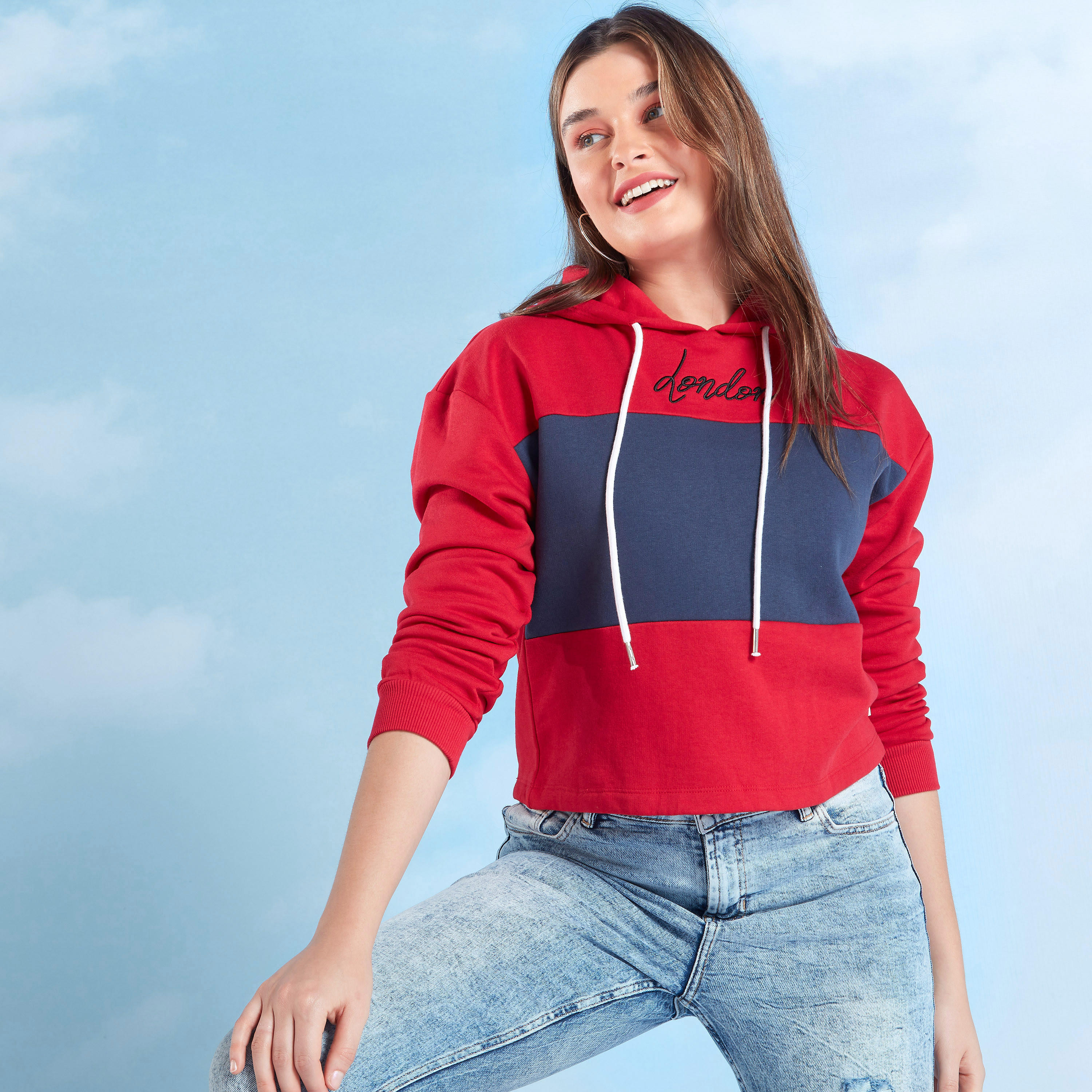 هودي مستدام بأكمام طويلة وطبعات من لي كوبر-women-winterwear-hoodiesandsweatshirts-sweatshirts-image-1