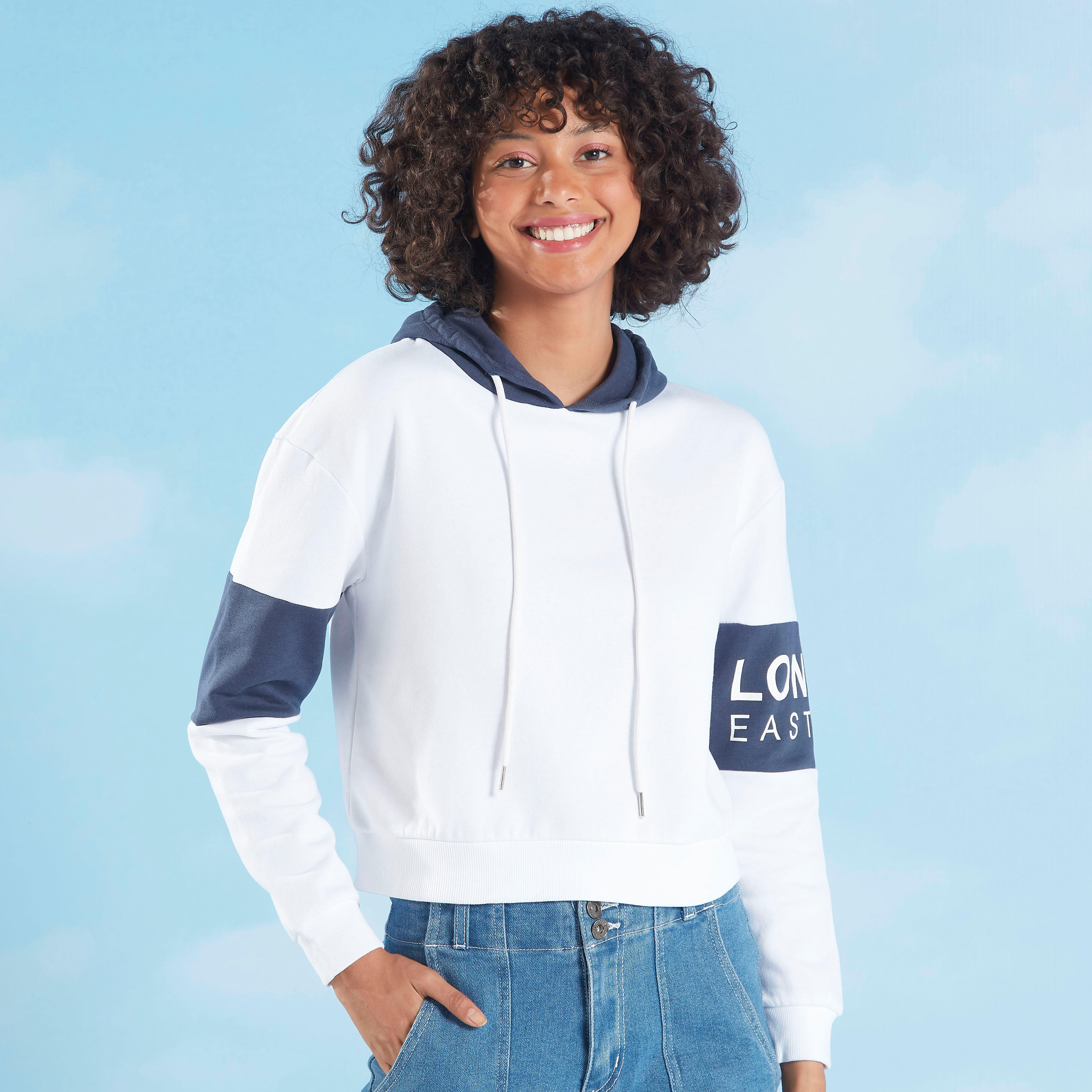 هودي مستدام بأكمام طويلة وطبعات من لي كوبر-women-winterwear-hoodiesandsweatshirts-sweatshirts-image-1