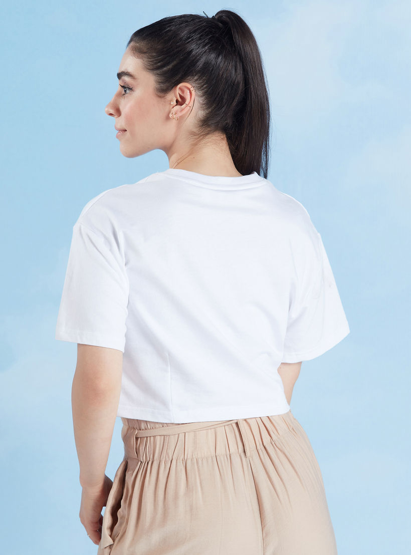 تيشيرت بياقة ضيقة وأكمام قصيرة وتفاصيل مزخرفة من لي كوبر-women-clothing-tshirts-image-4