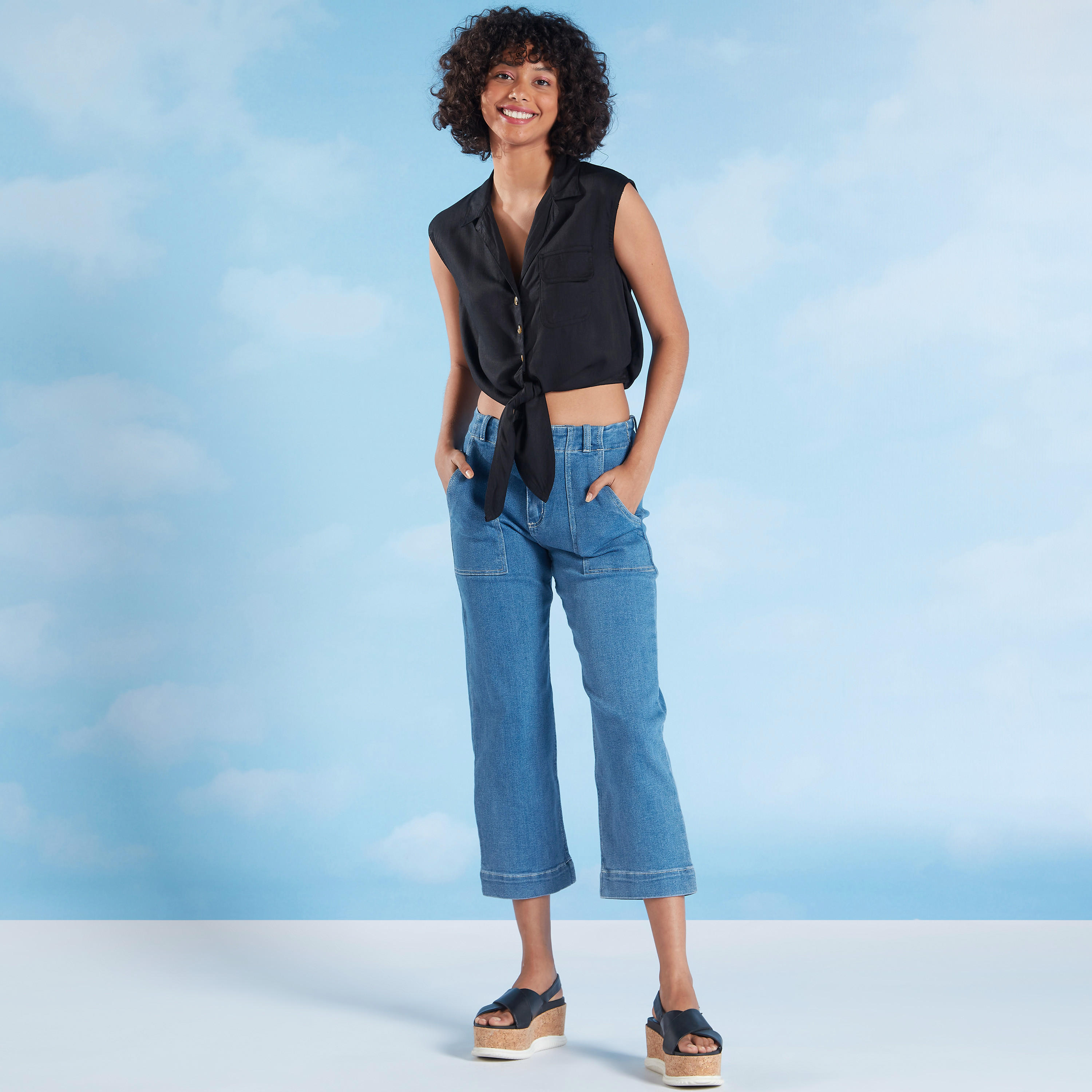 قميص دون أكمام بارز الملمس بياقة عادية وتفاصيل عقدة من لي كوبر-women-clothing-shirtsandblouses-shirts-image-2