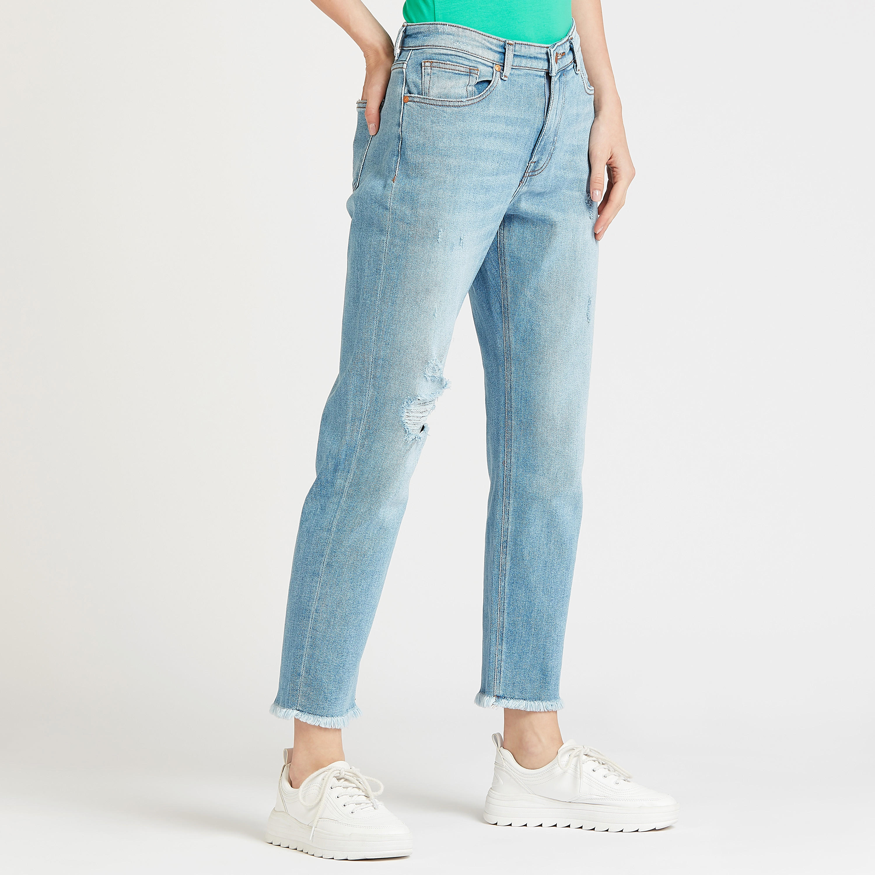 بنطلون جينز موم ممزّق بخصرمرتفع من لي كوبر-women-clothing-bottoms-jeans-image-1